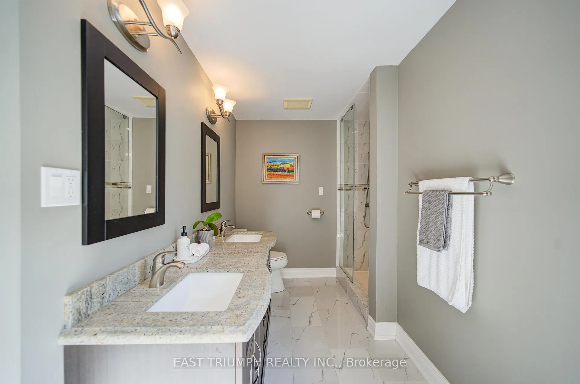 Photo 28 of 39 Royal York Road, St. Catharines, Lakeshore — HOMEH