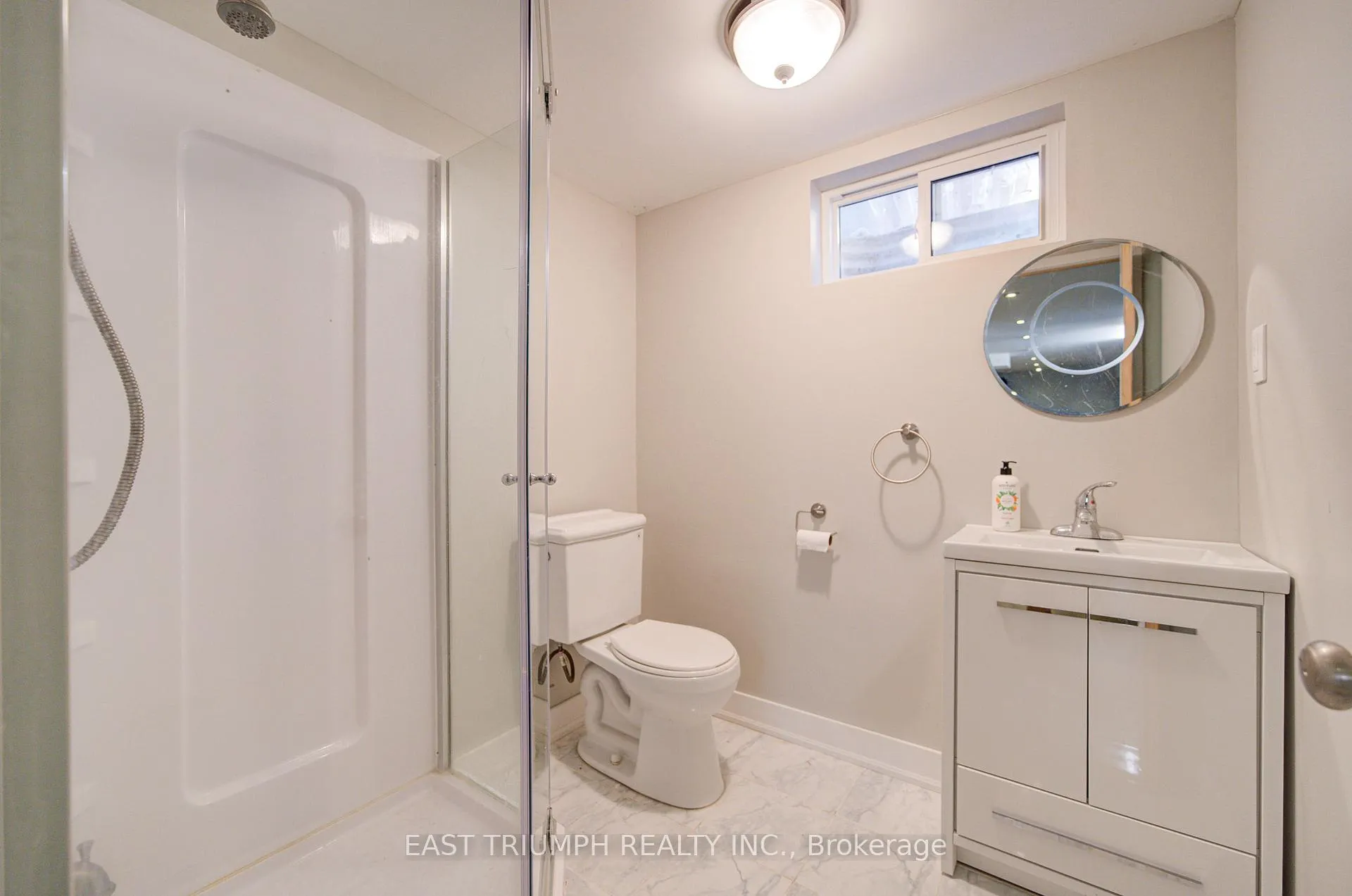 Photo 35 of 39 Royal York Road, St. Catharines, Lakeshore — HOMEH