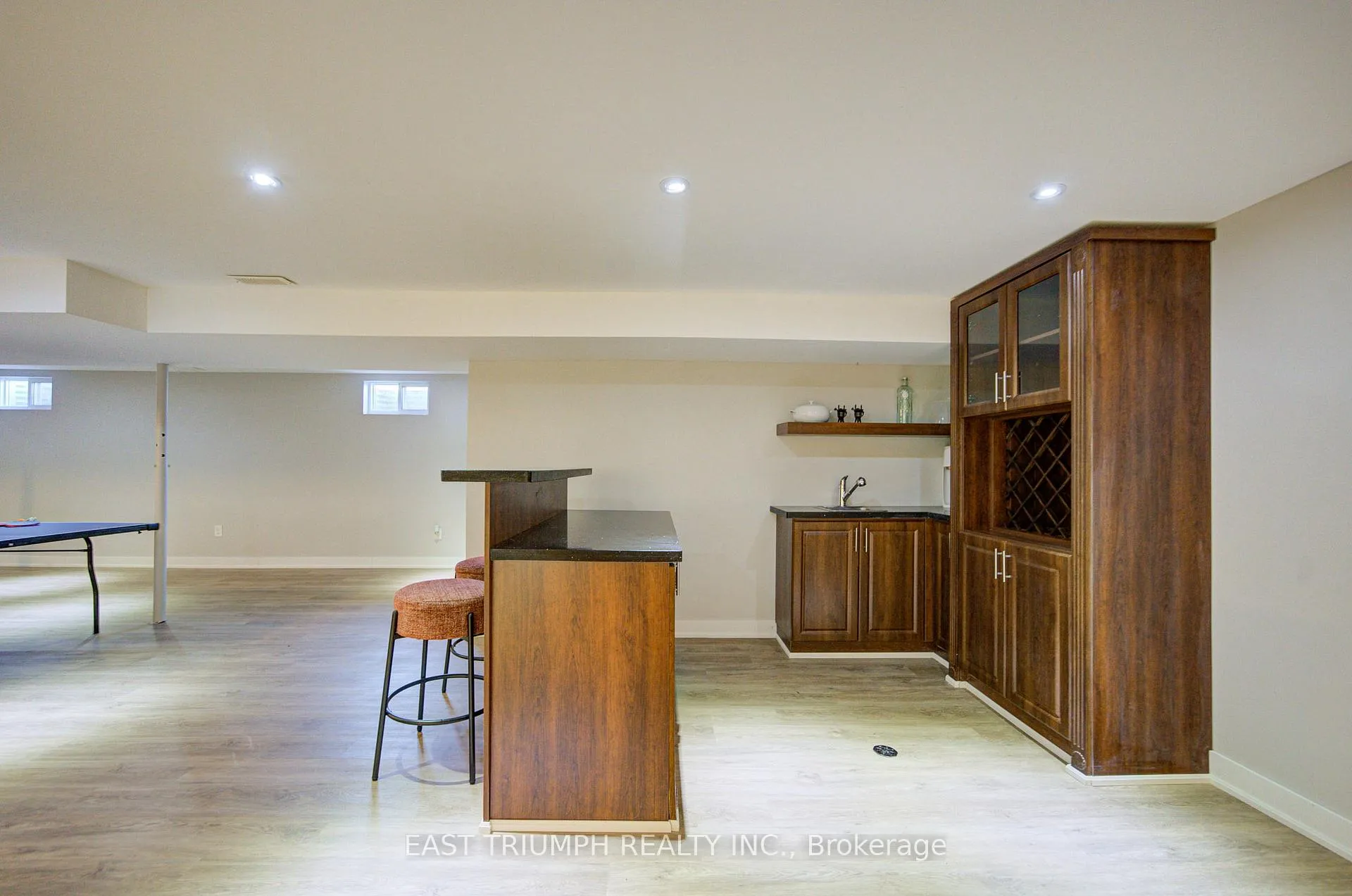Photo 39 of 39 Royal York Road, St. Catharines, Lakeshore — HOMEH