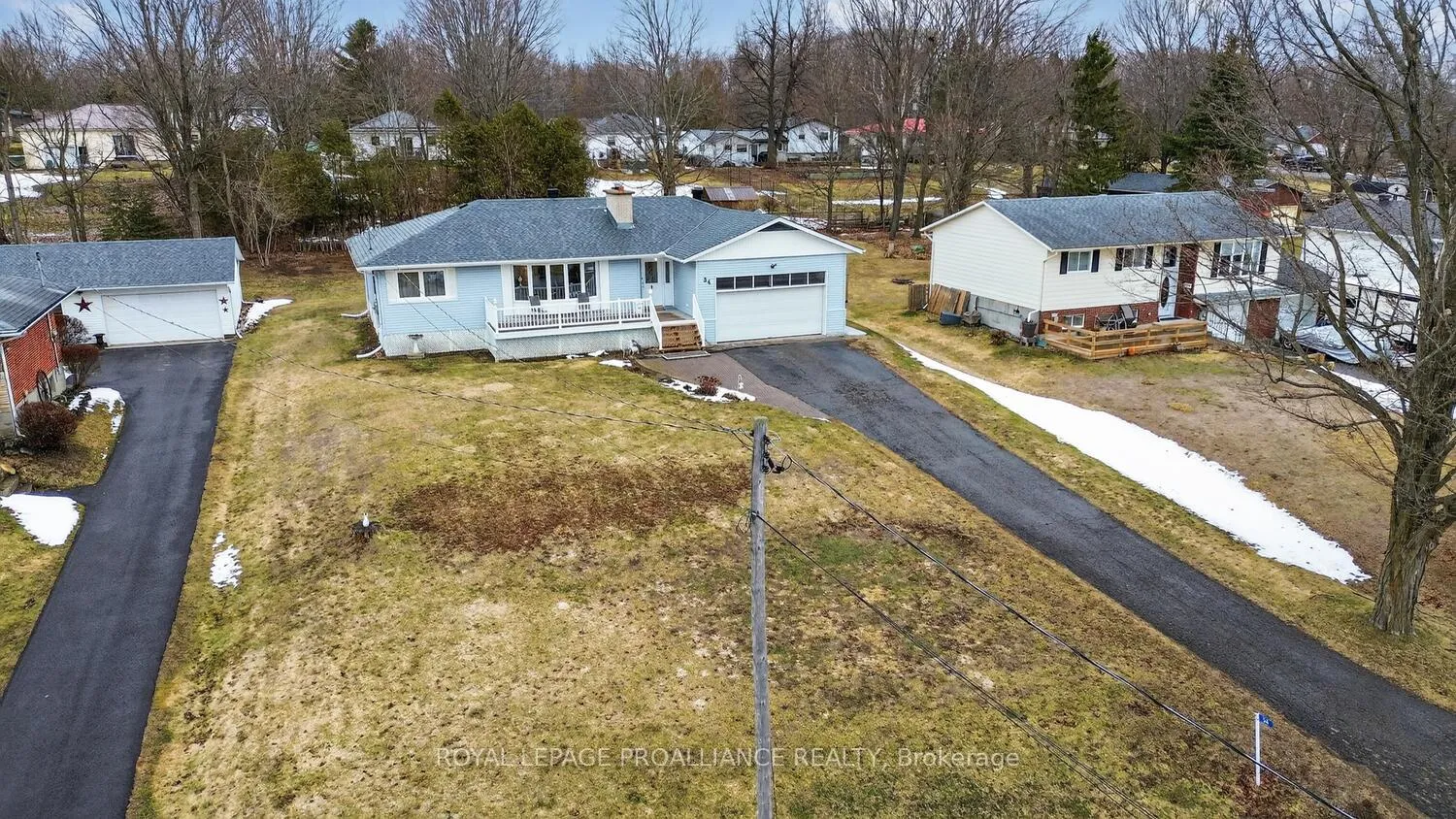 Photo 2 of 34 Sarah Street, Augusta, Augusta Twp — HOMEH