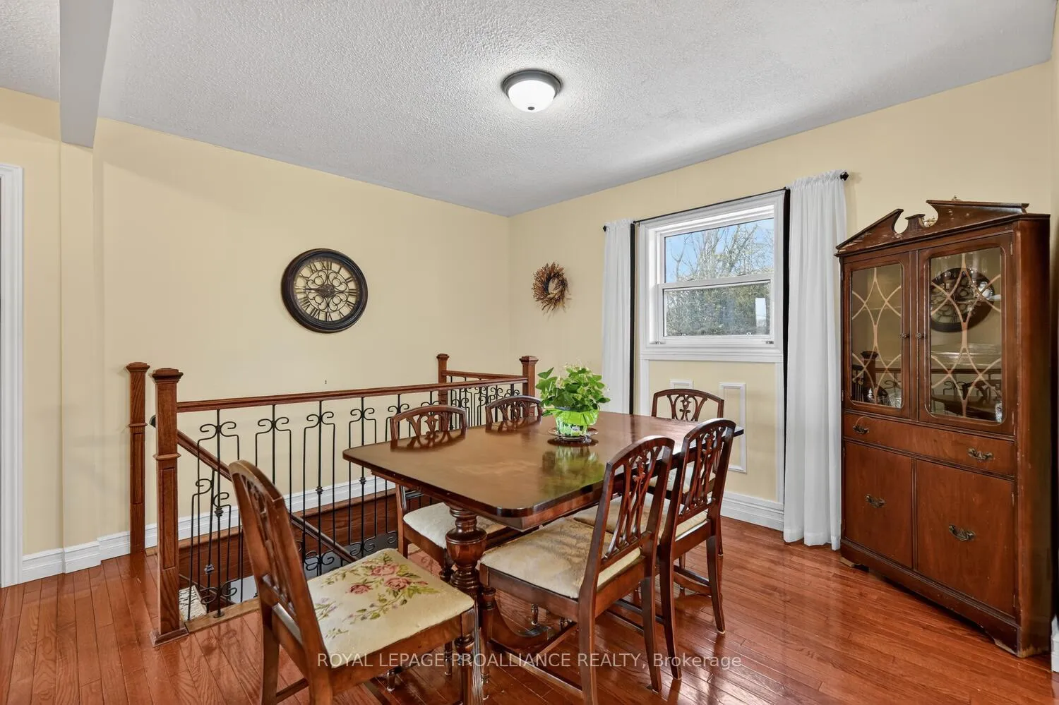 Photo 10 of 34 Sarah Street, Augusta, Augusta Twp — HOMEH