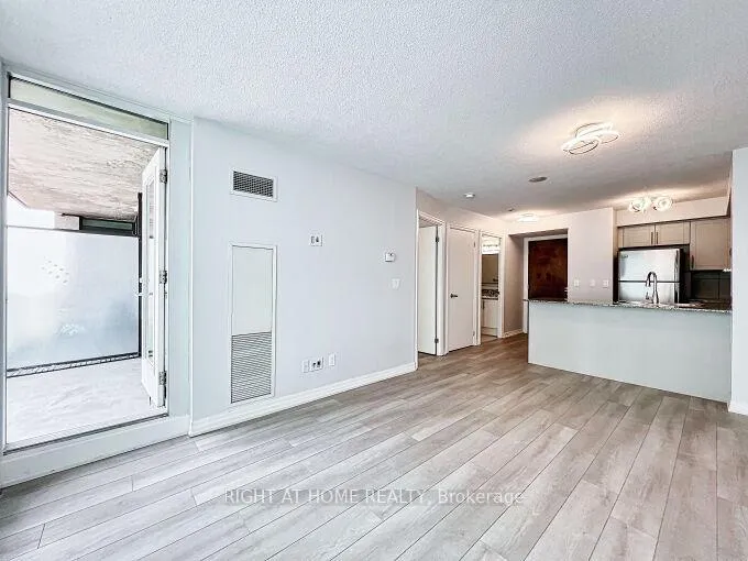 Photo 18 of Unit 803, 16 Yonge Street, Toronto, Waterfront Communities — HOMEH