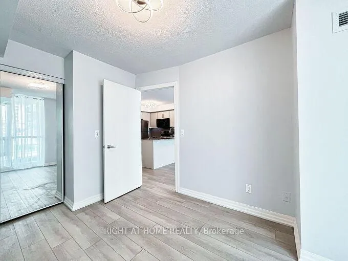 Photo 24 of Unit 803, 16 Yonge Street, Toronto, Waterfront Communities — HOMEH