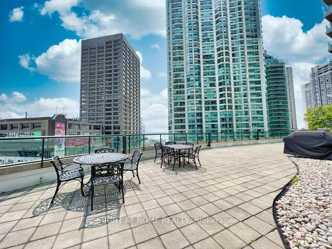 Photo 34 of Unit 803, 16 Yonge Street, Toronto, Waterfront Communities — HOMEH