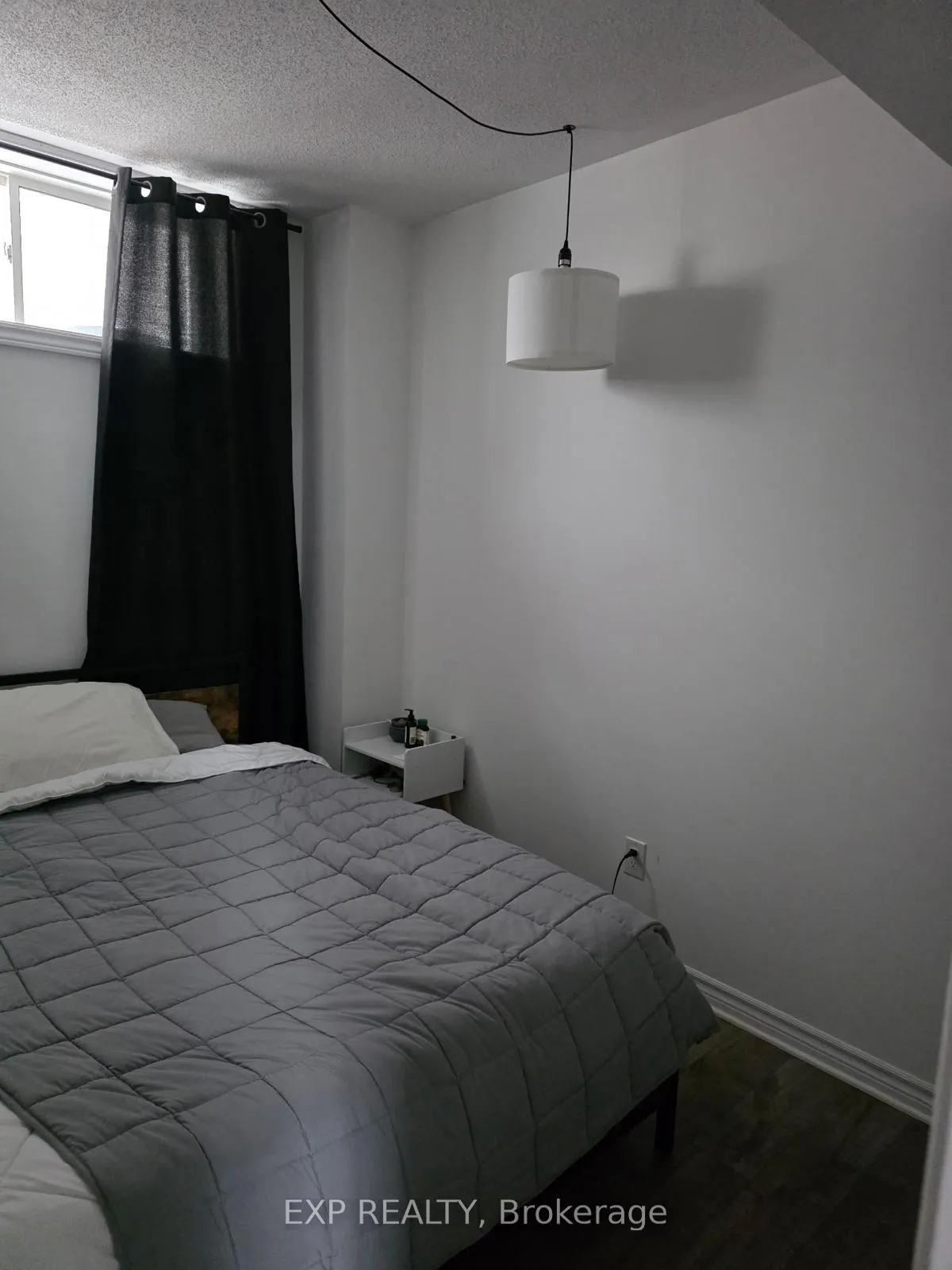 Photo 3 of Unit B, 159 Minikan Street, Ottawa, Blossom Park/Kemp Park/Findlay Creek — HOMEH