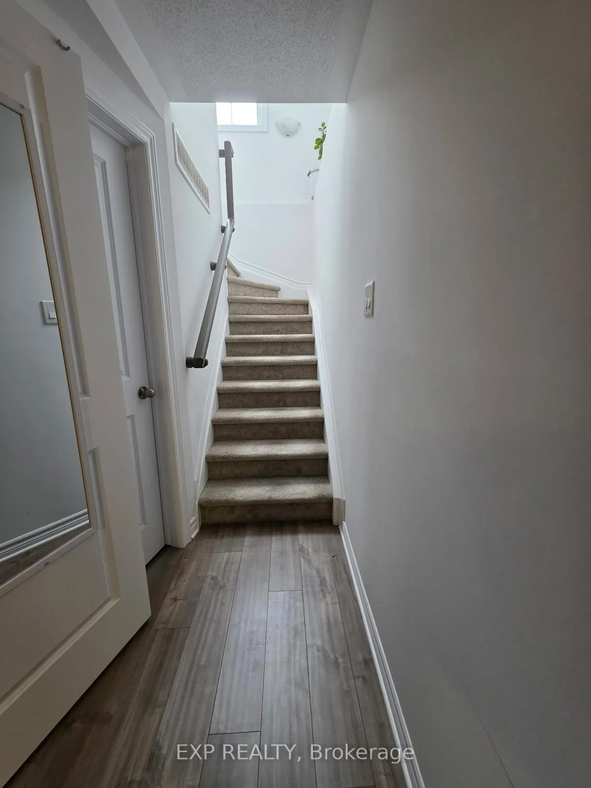Photo 11 of Unit B, 159 Minikan Street, Ottawa, Blossom Park/Kemp Park/Findlay Creek — HOMEH