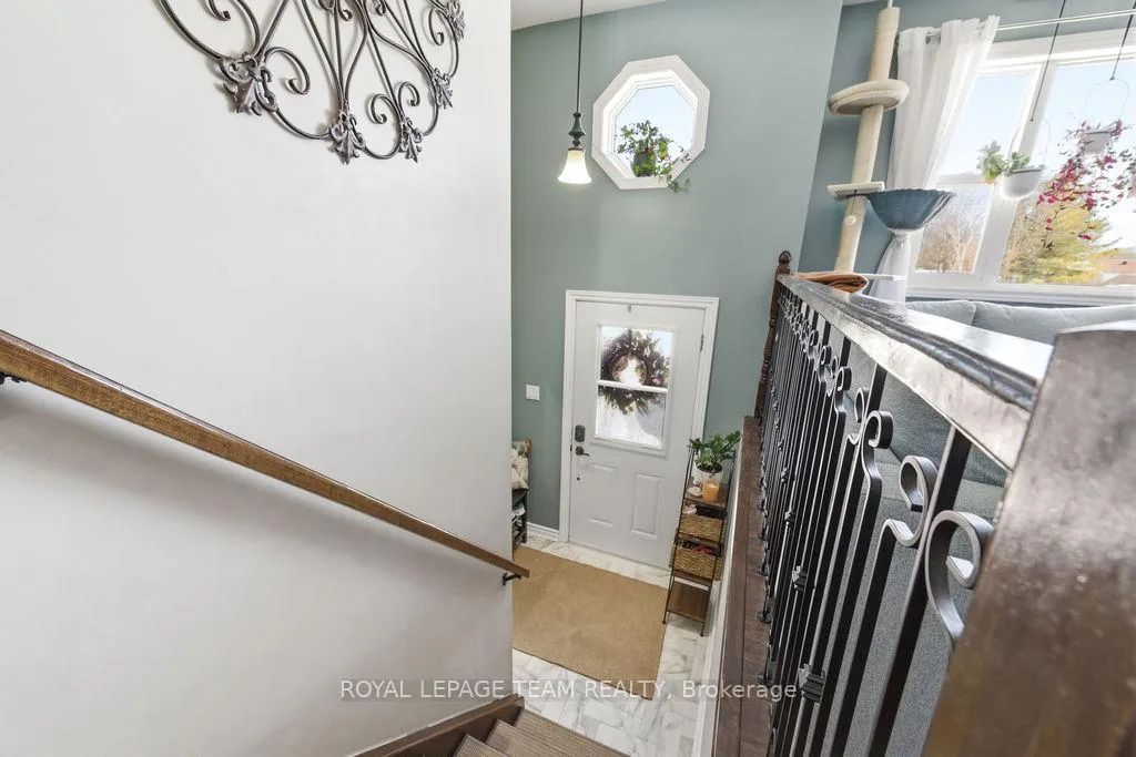 Photo 10 of 264 Mckenzie Street E, Pembroke — HOMEH