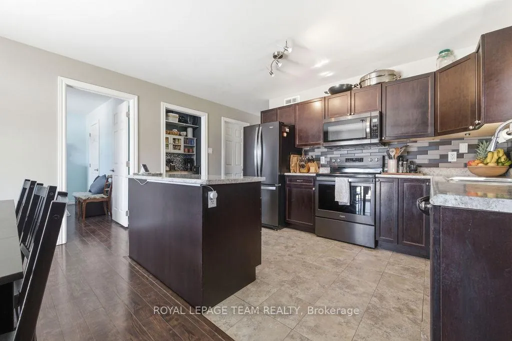 Photo 19 of 264 Mckenzie Street E, Pembroke — HOMEH