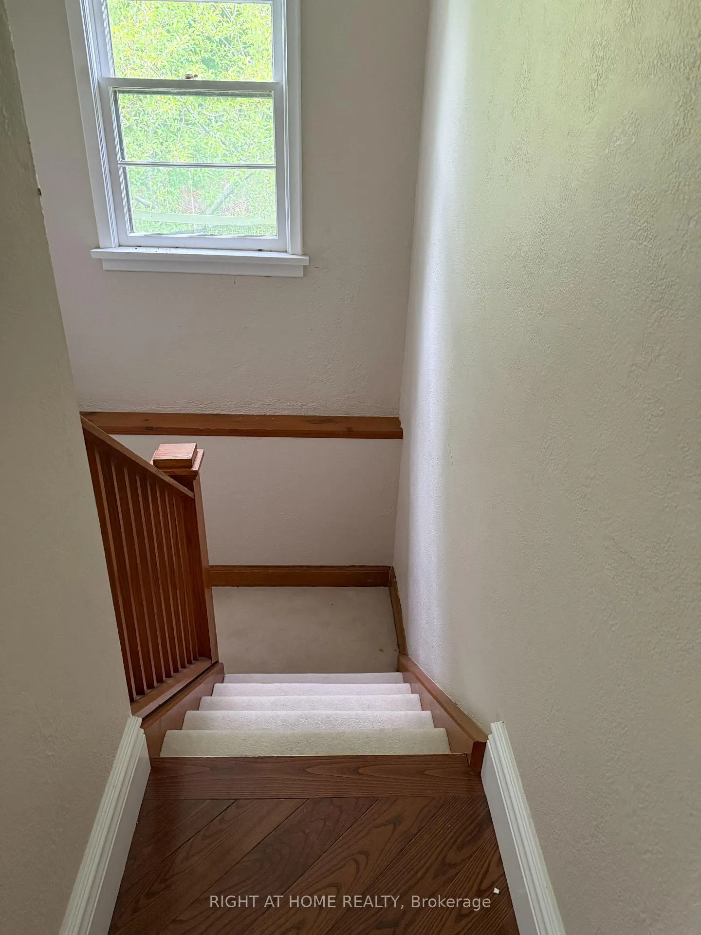 Photo 15 of 8421 Creditview Road, Brampton, Credit Valley — HOMEH
