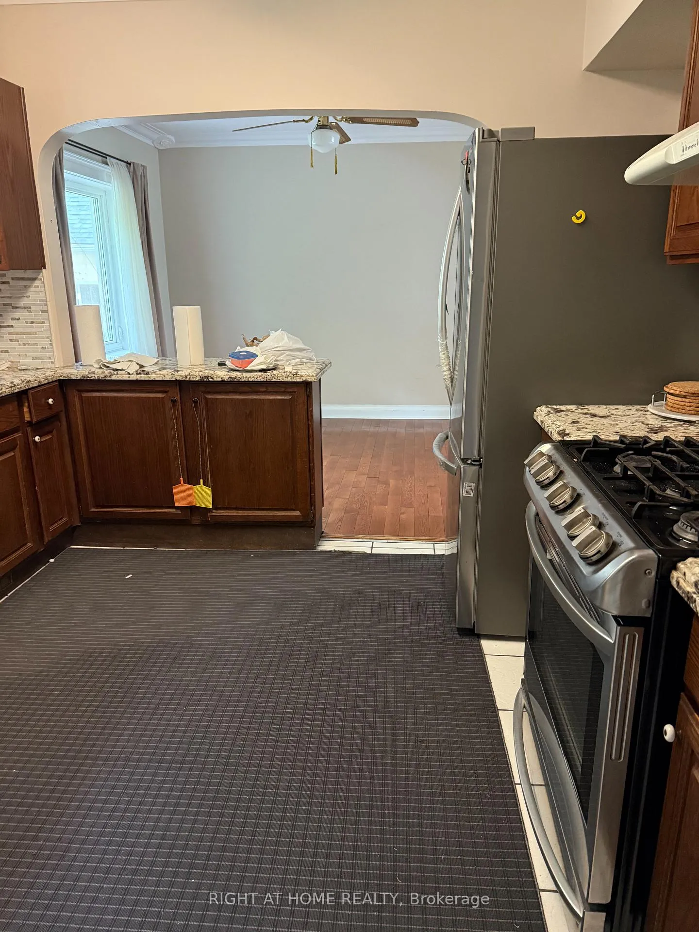 Photo 23 of 8421 Creditview Road, Brampton, Credit Valley — HOMEH