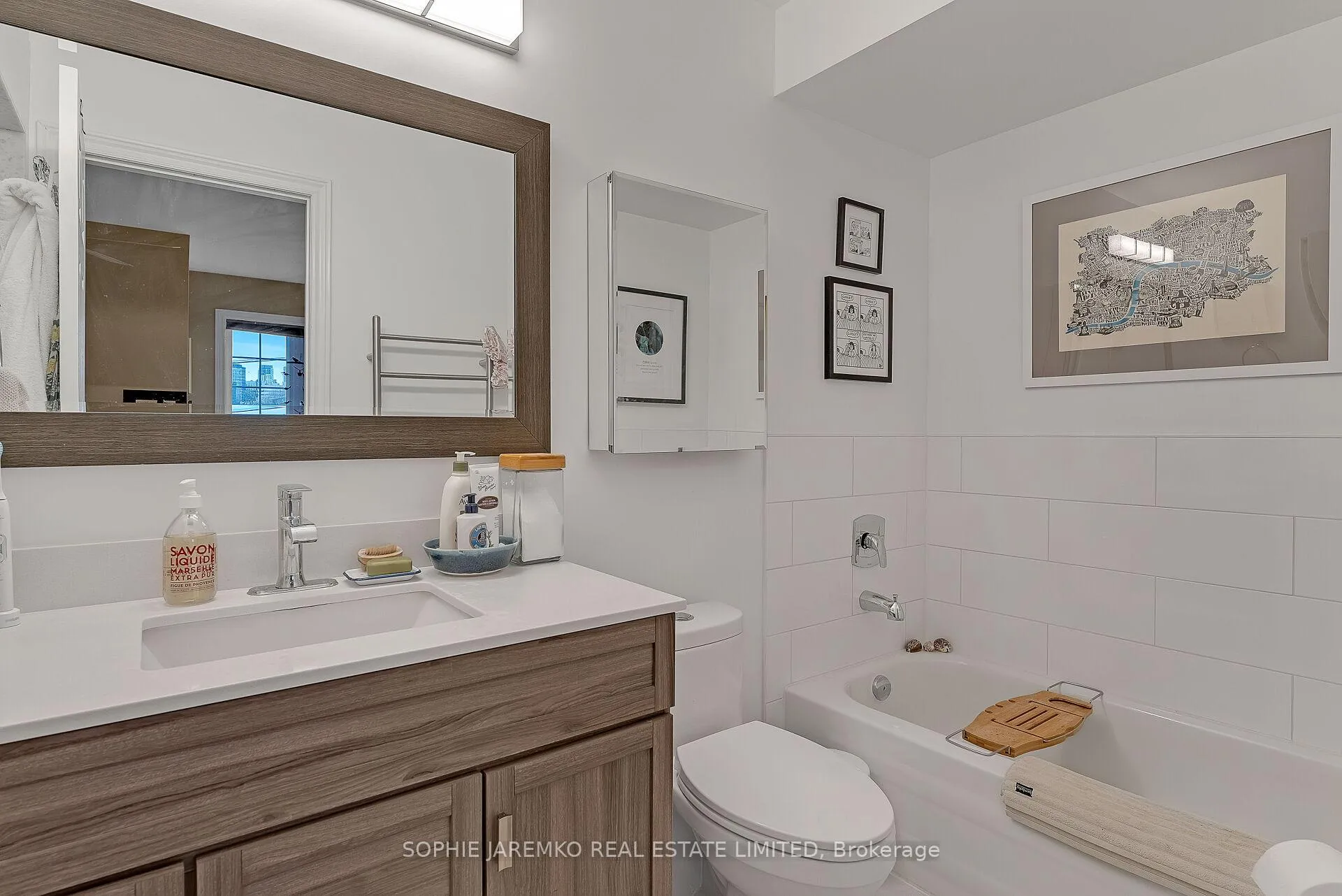 Photo 33 of Unit 3, 132 Strachan Avenue, Toronto, Niagara — HOMEH