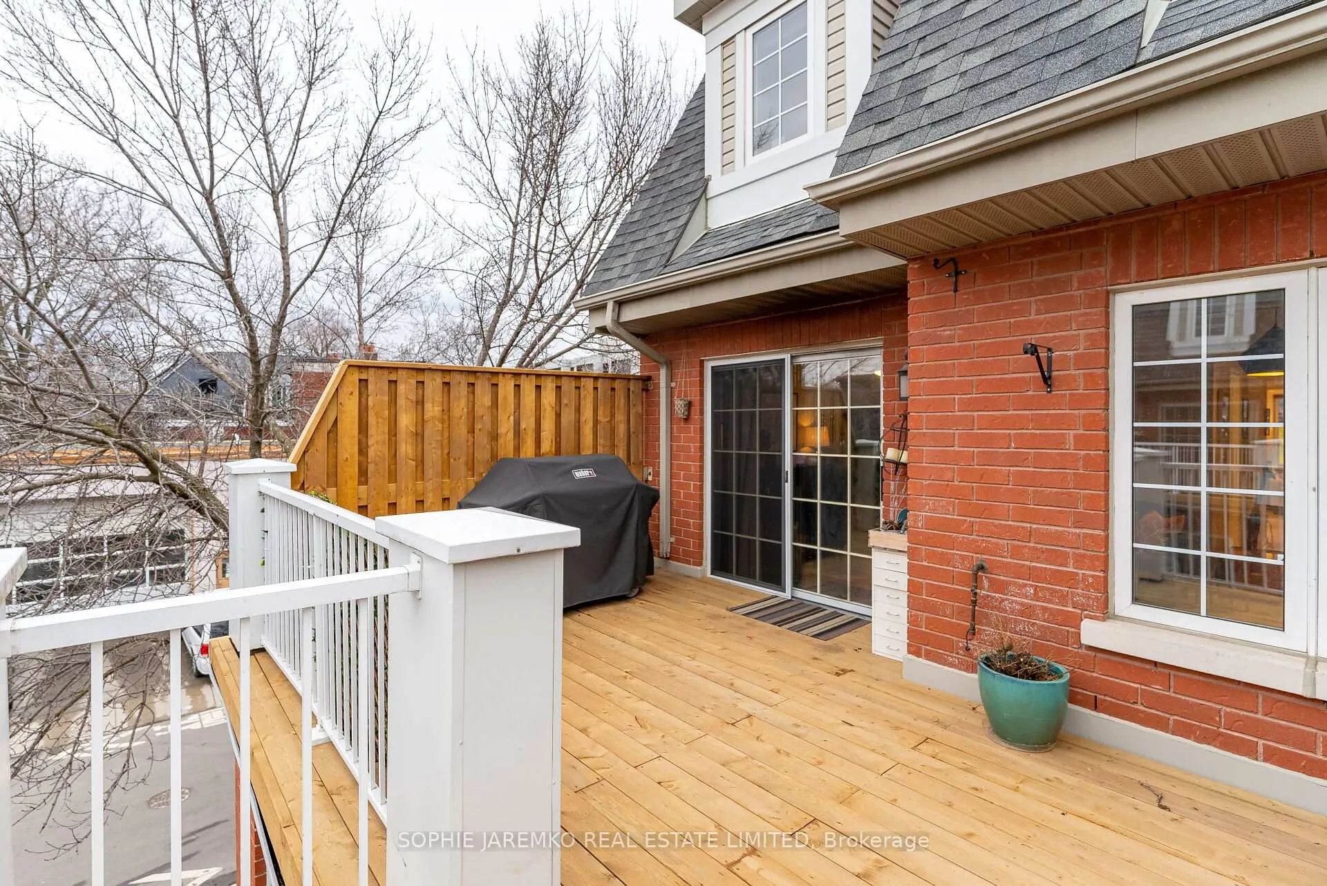 Photo 40 of Unit 3, 132 Strachan Avenue, Toronto, Niagara — HOMEH