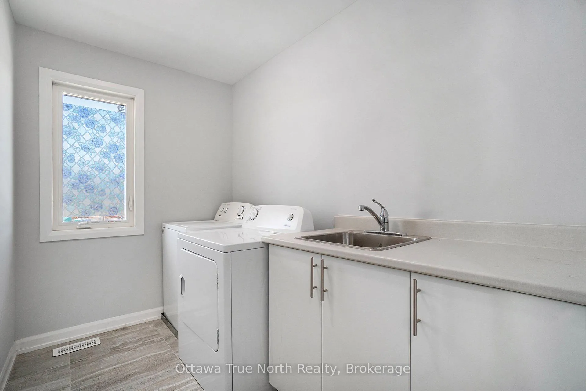 Photo 24 of 67 Christie Street, Carleton Place — HOMEH