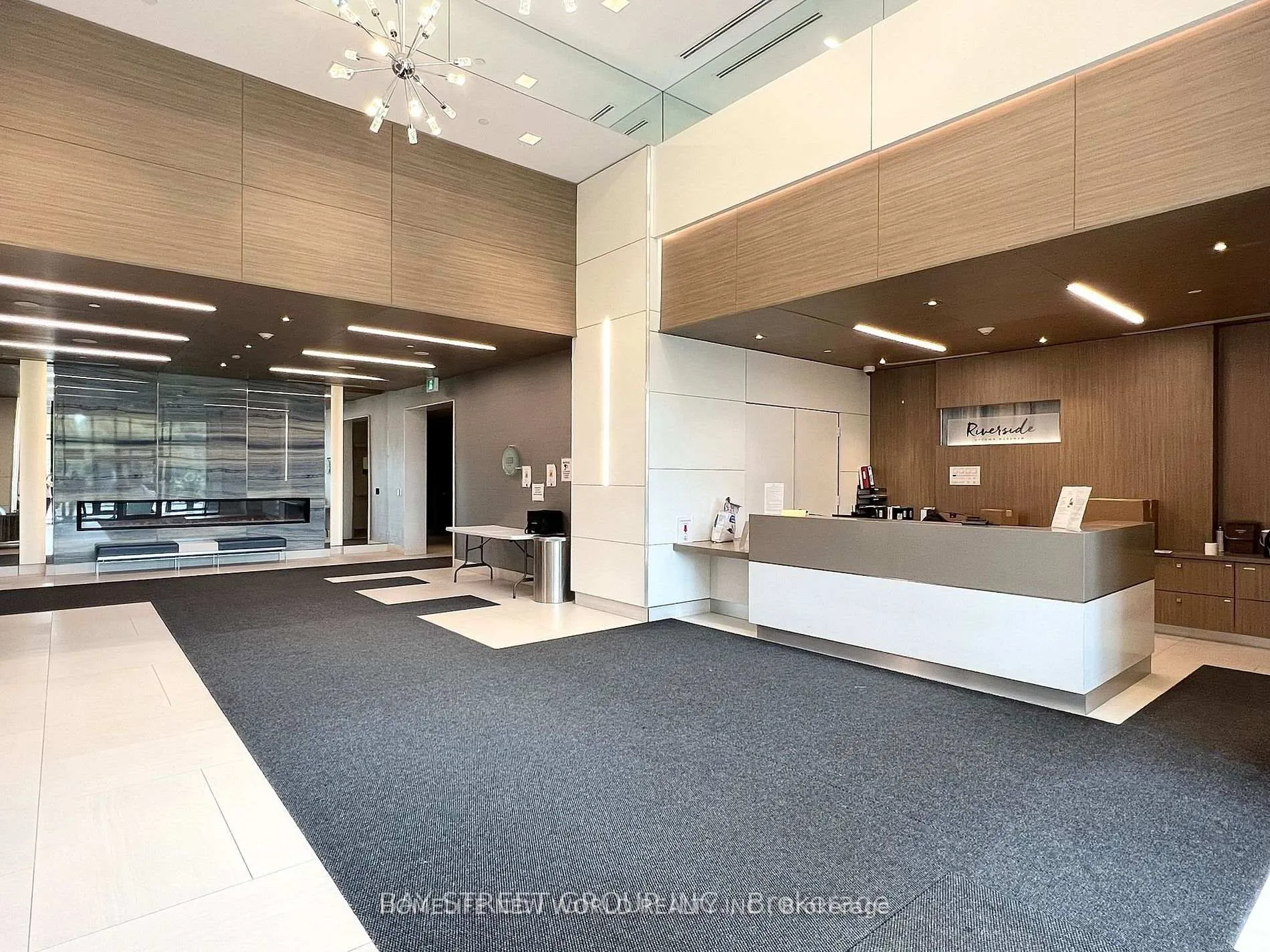 Photo 11 of Unit 216, 15 Water Walk Drive, Markham, Unionville — HOMEH