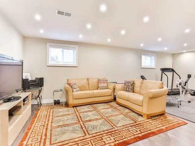 Photo 13 of 89 Dunloe Road, Toronto, Forest Hill South — HOMEH