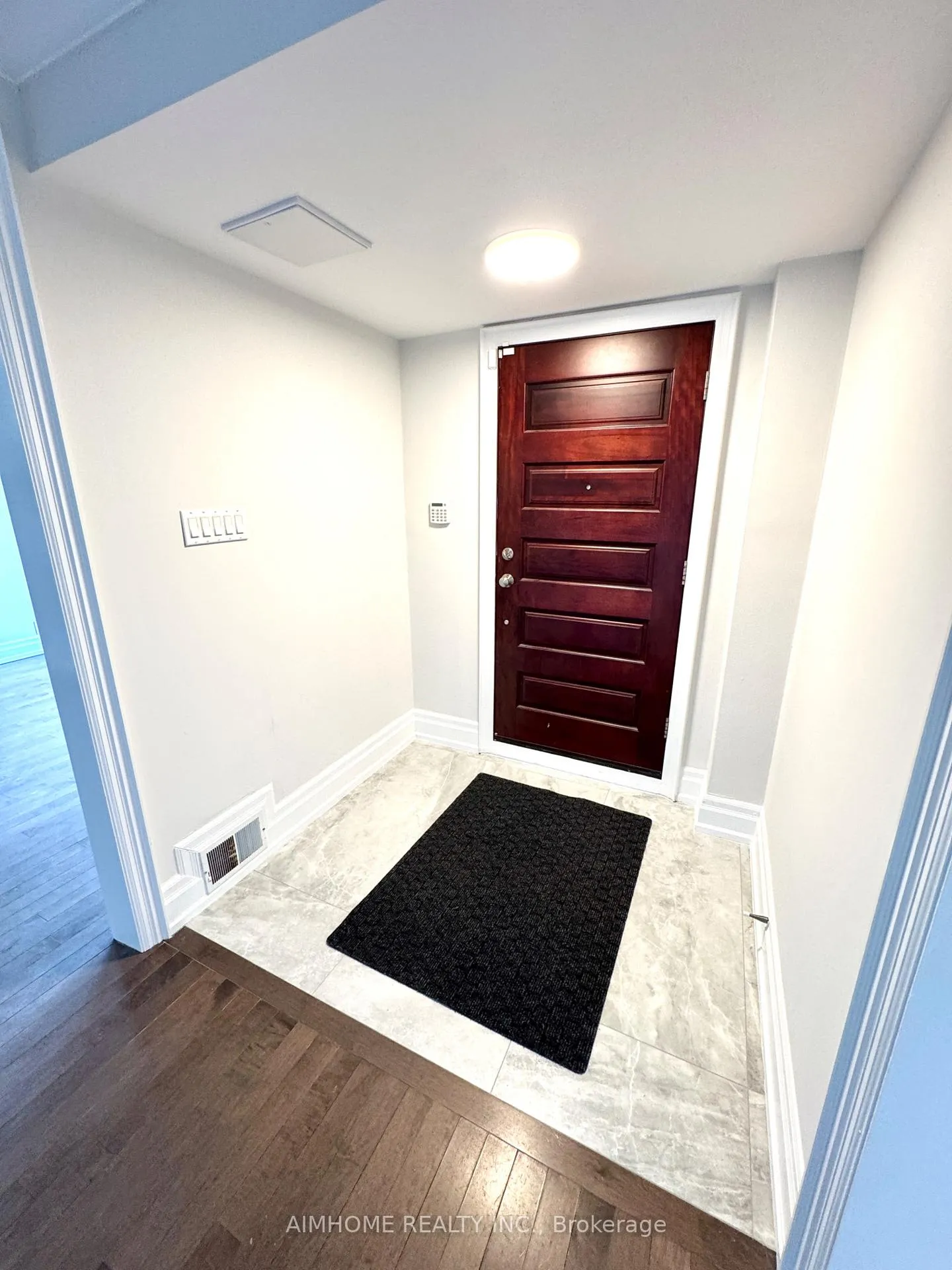 Photo 18 of 89 Dunloe Road, Toronto, Forest Hill South — HOMEH