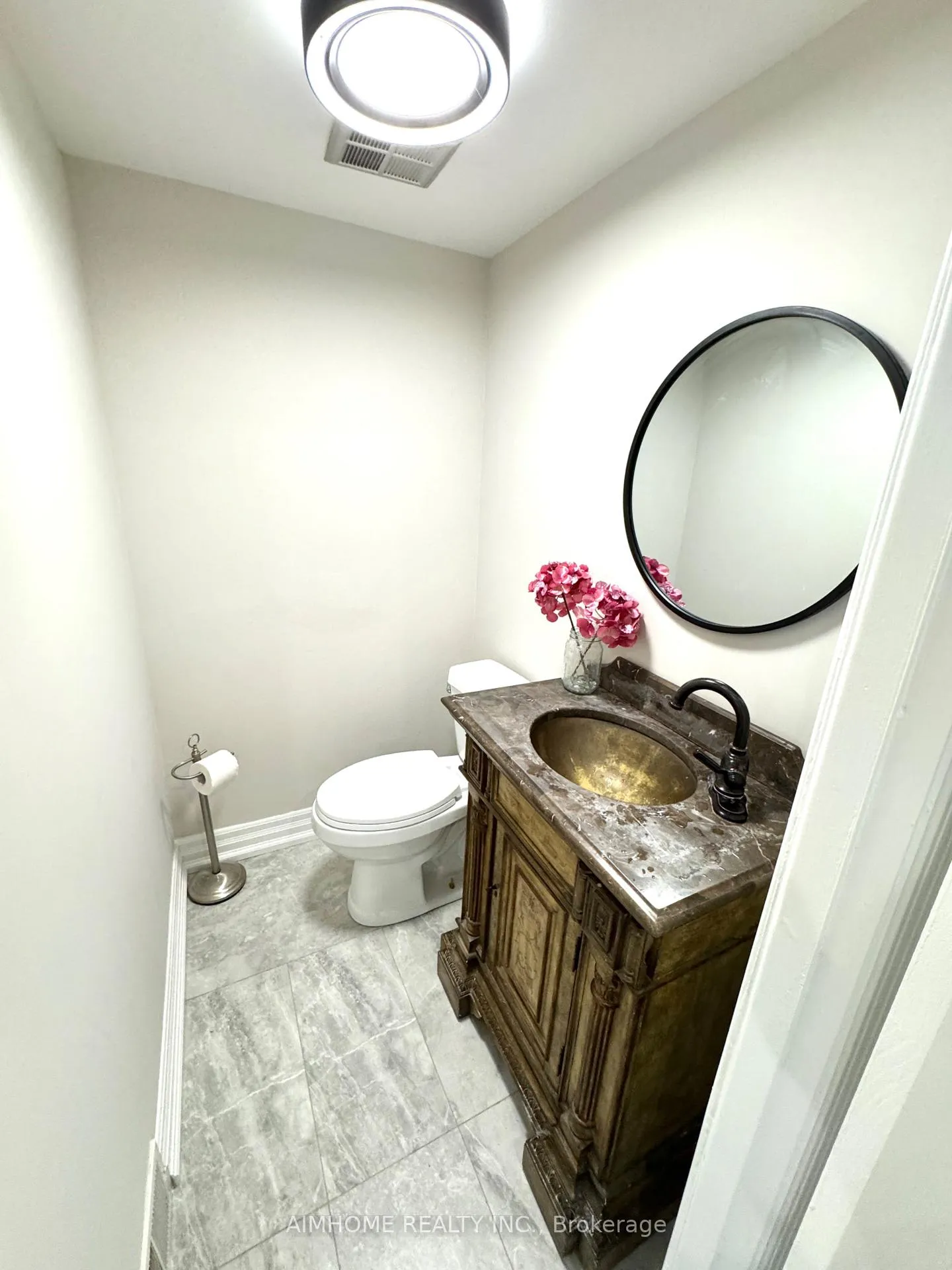 Photo 31 of 89 Dunloe Road, Toronto, Forest Hill South — HOMEH