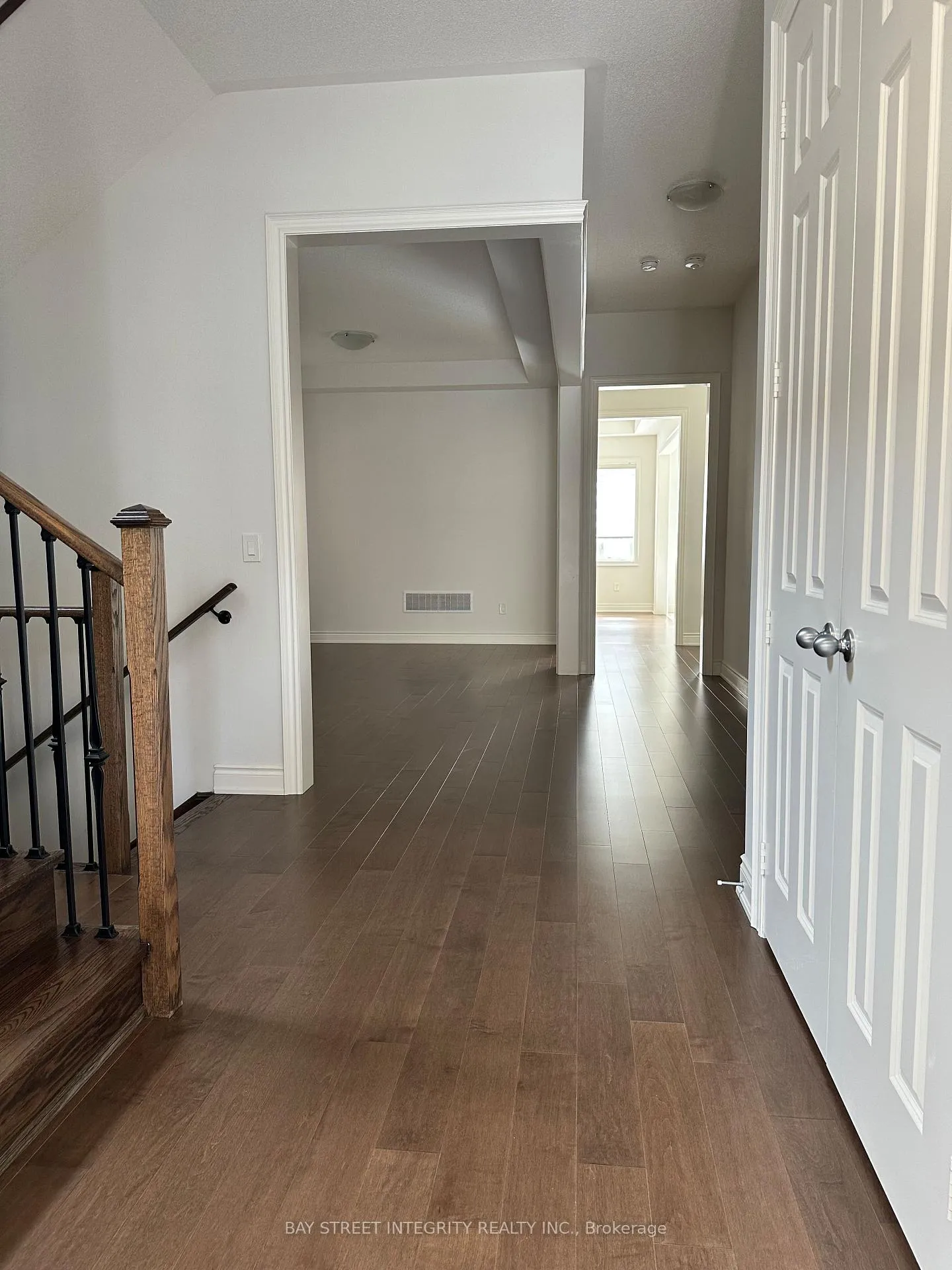Photo 4 of 1529 Day Terrace, Milton, Ford — HOMEH
