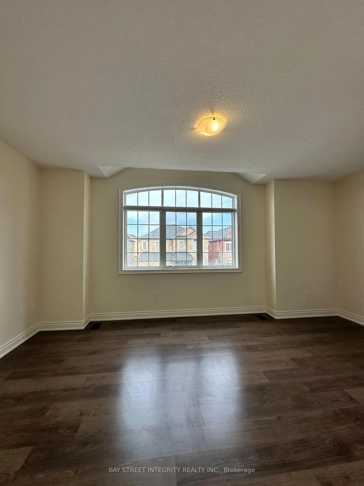 Photo 25 of 1529 Day Terrace, Milton, Ford — HOMEH