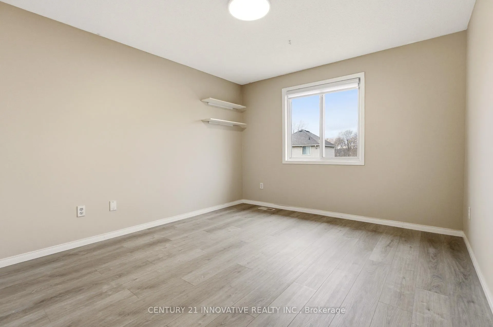 Photo 22 of 505 Trico Drive, Cambridge — HOMEH