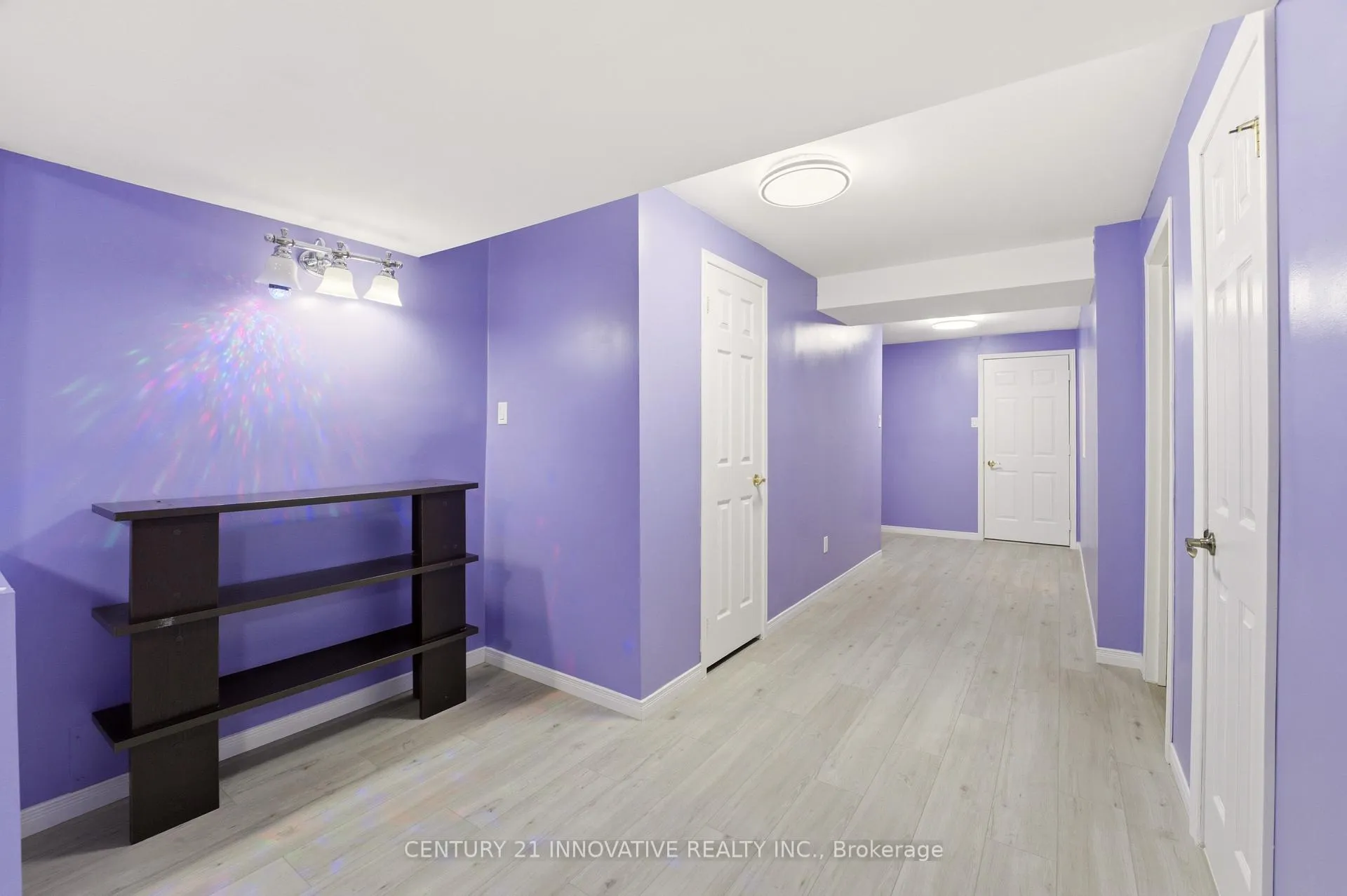 Photo 27 of 505 Trico Drive, Cambridge — HOMEH