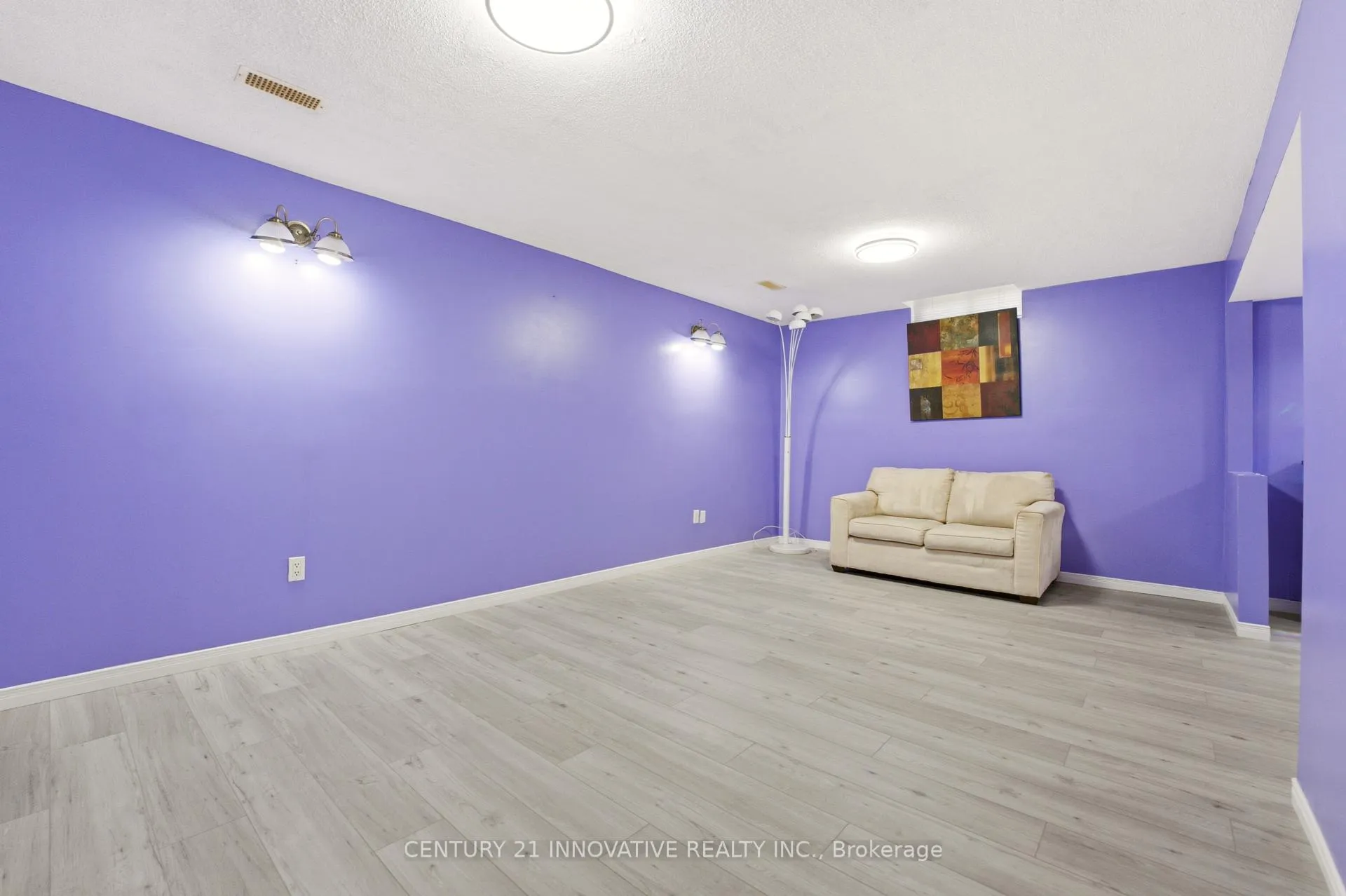 Photo 28 of 505 Trico Drive, Cambridge — HOMEH