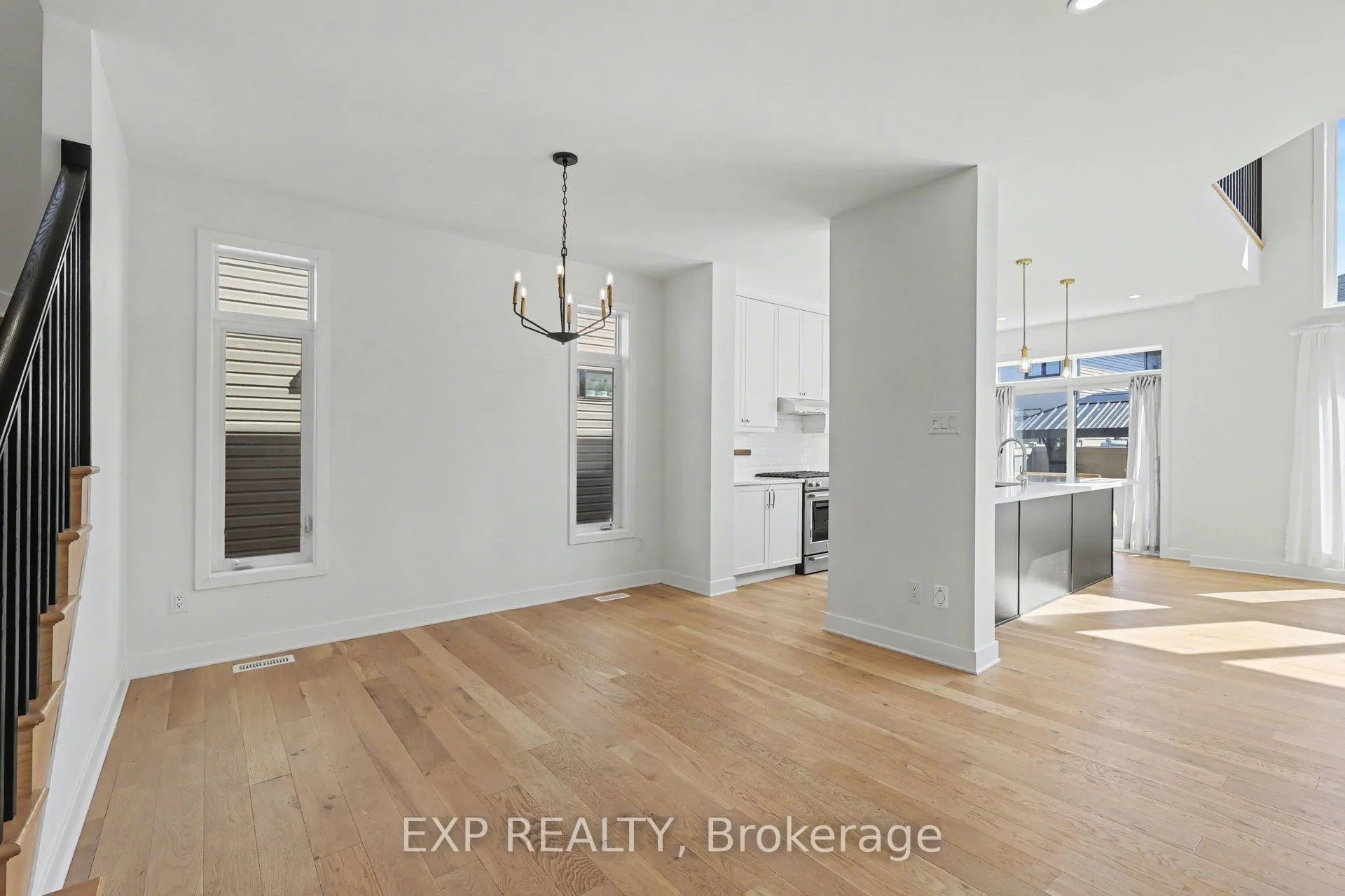Photo 12 of 40 Baldcypress Way, Ottawa, Kanata - Emerald Meadows/Trailwest — HOMEH