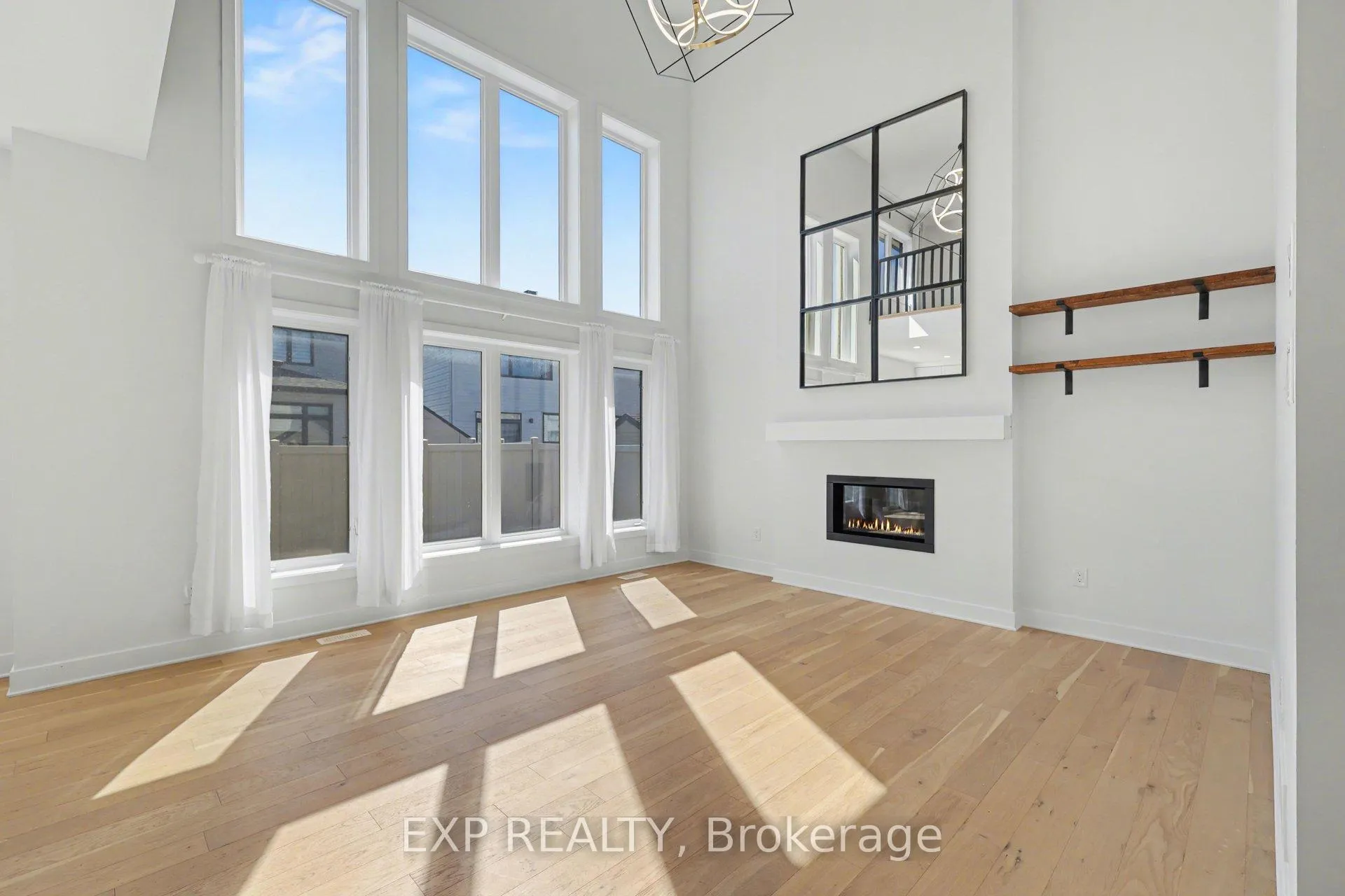 Photo 24 of 40 Baldcypress Way, Ottawa, Kanata - Emerald Meadows/Trailwest — HOMEH