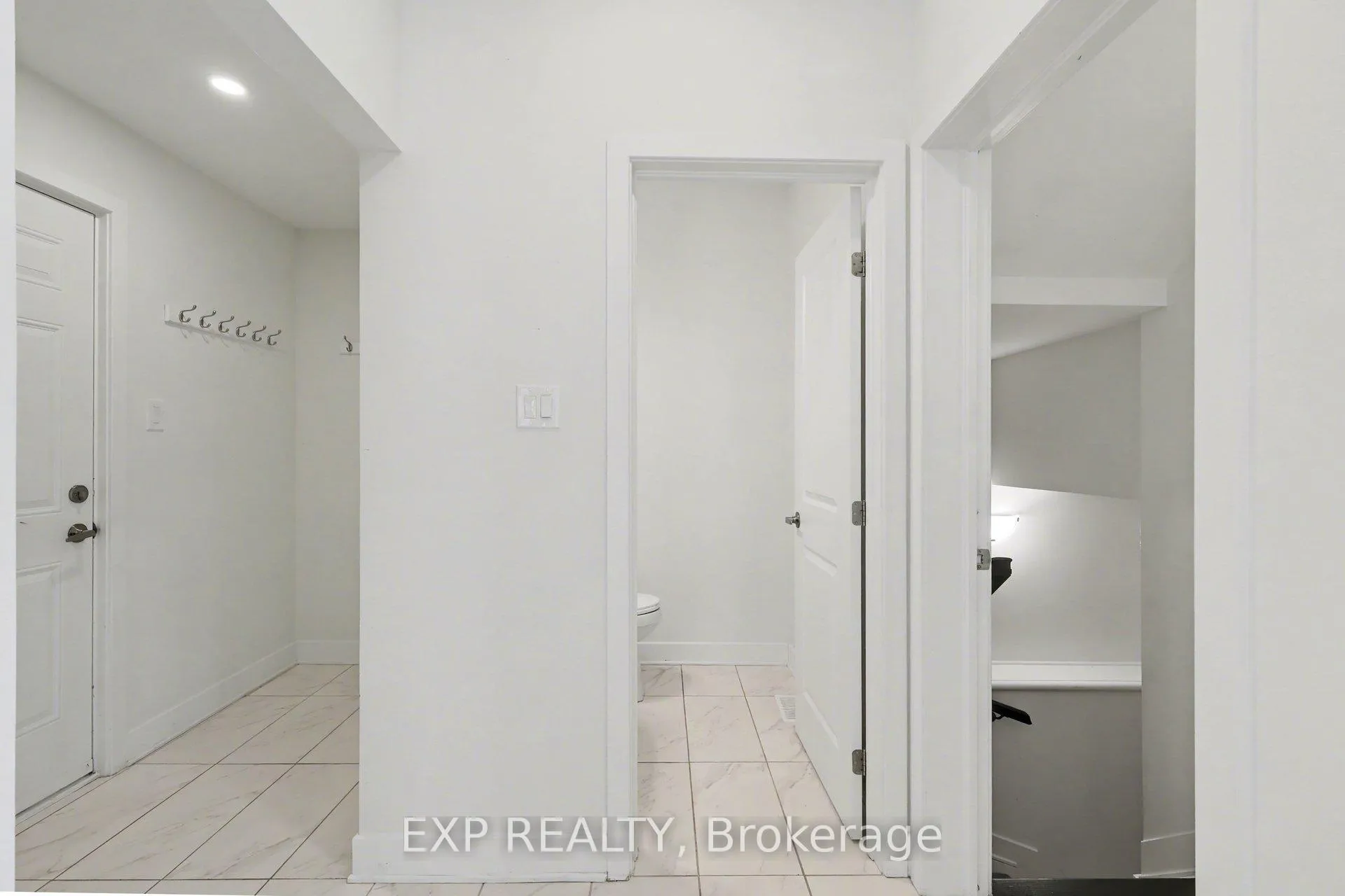 Photo 38 of 40 Baldcypress Way, Ottawa, Kanata - Emerald Meadows/Trailwest — HOMEH