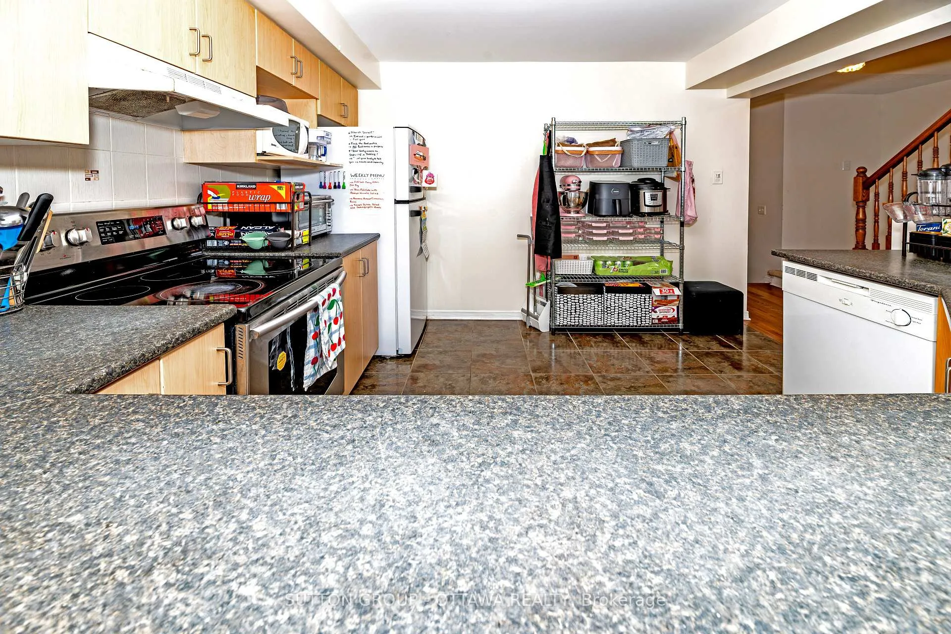 Photo 9 of 110 Chartley Private, Ottawa, Ridgemont — HOMEH