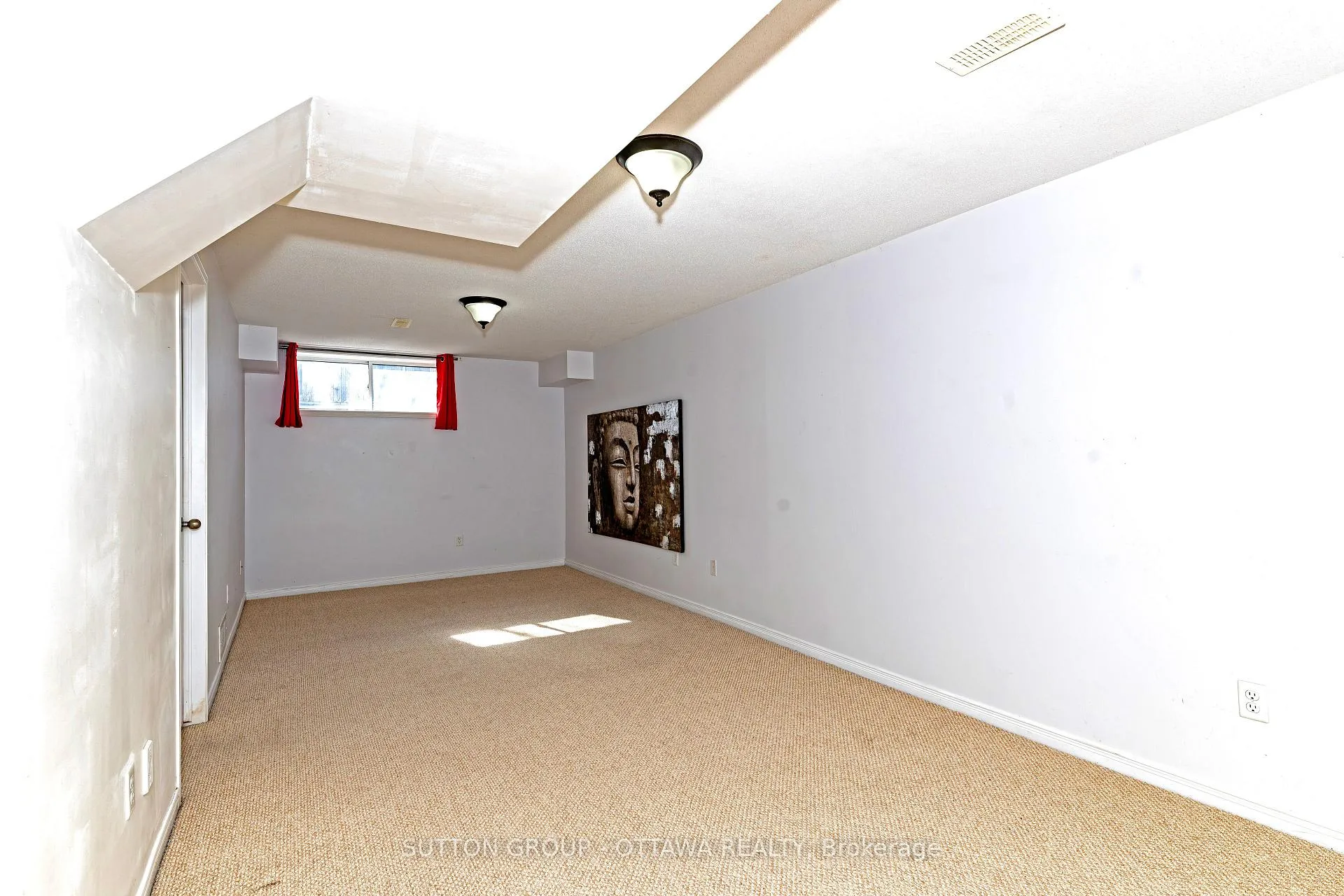 Photo 25 of 110 Chartley Private, Ottawa, Ridgemont — HOMEH