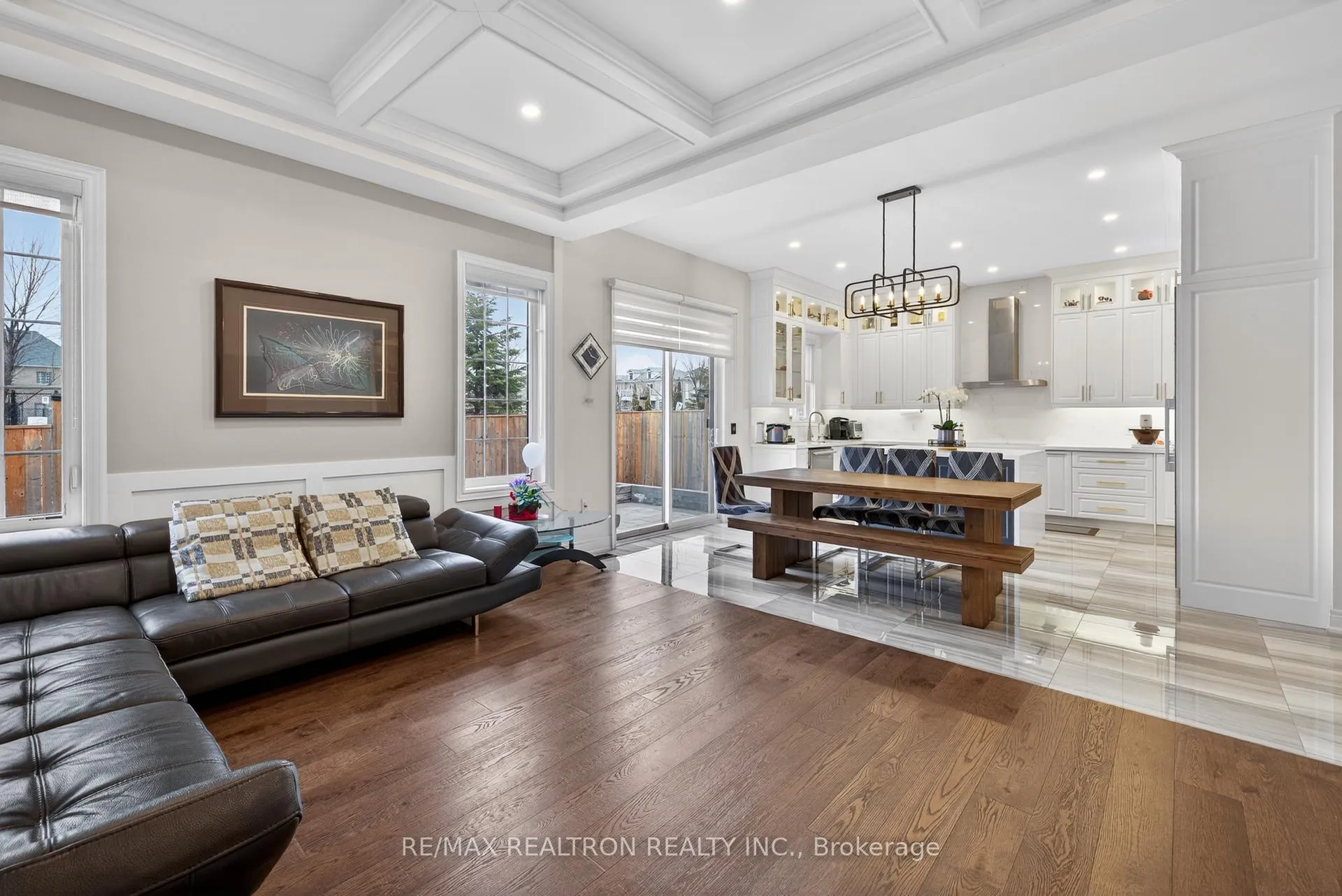 Photo 9 of 143 Maple Ridge Crescent, Markham, Greensborough — HOMEH