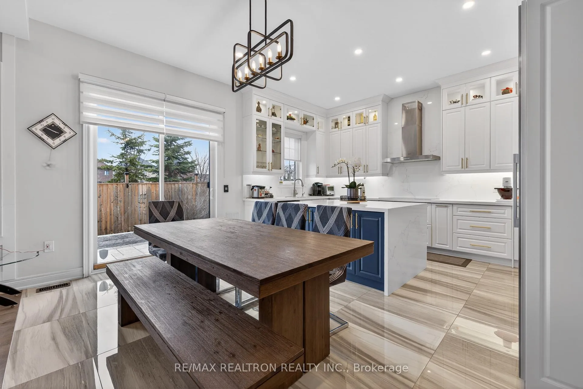 Photo 12 of 143 Maple Ridge Crescent, Markham, Greensborough — HOMEH
