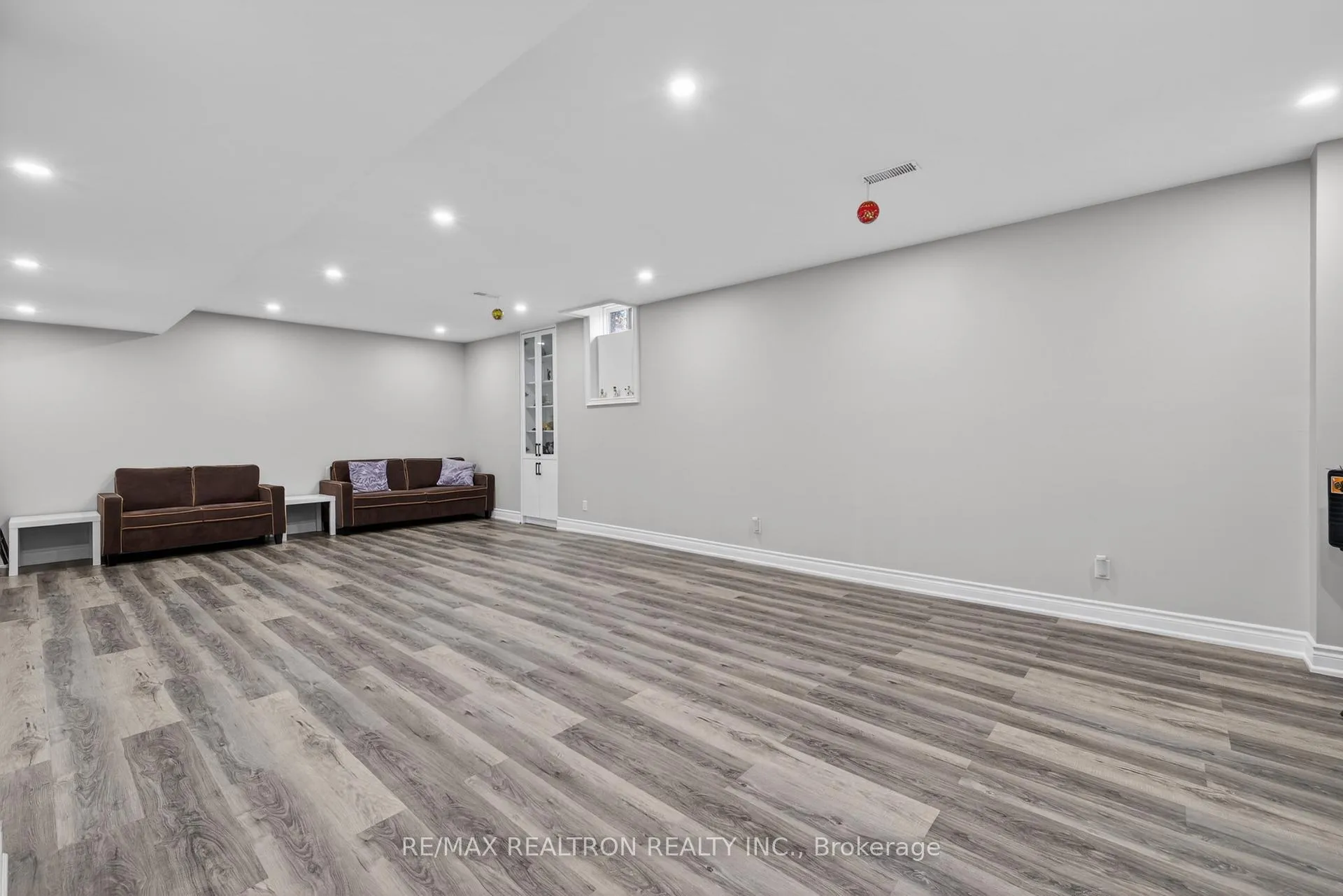 Photo 19 of 143 Maple Ridge Crescent, Markham, Greensborough — HOMEH