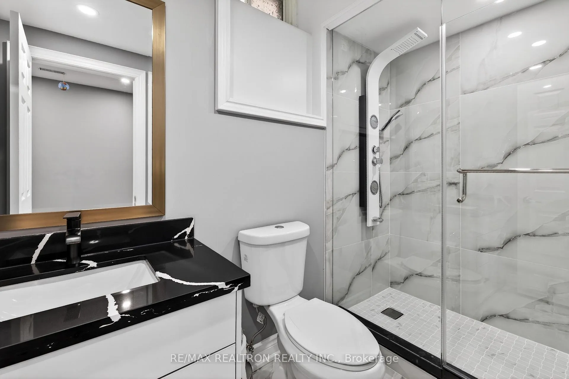 Photo 24 of 143 Maple Ridge Crescent, Markham, Greensborough — HOMEH