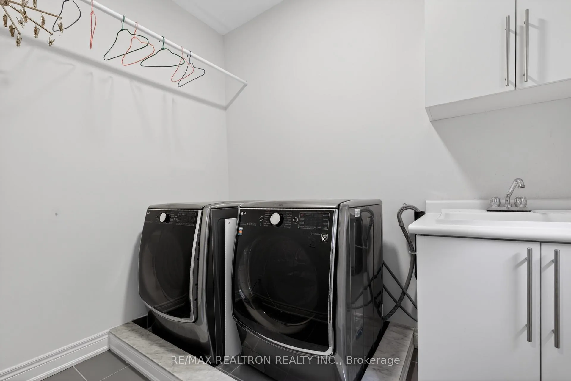 Photo 25 of 143 Maple Ridge Crescent, Markham, Greensborough — HOMEH