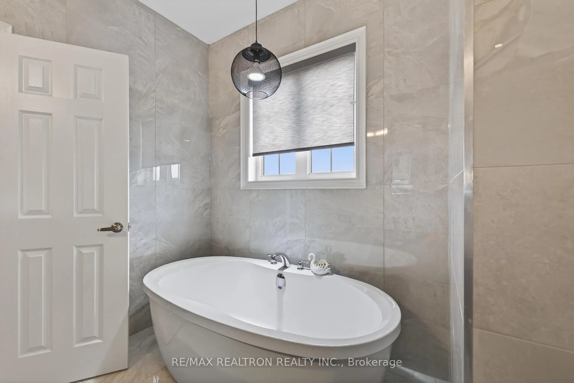 Photo 30 of 143 Maple Ridge Crescent, Markham, Greensborough — HOMEH
