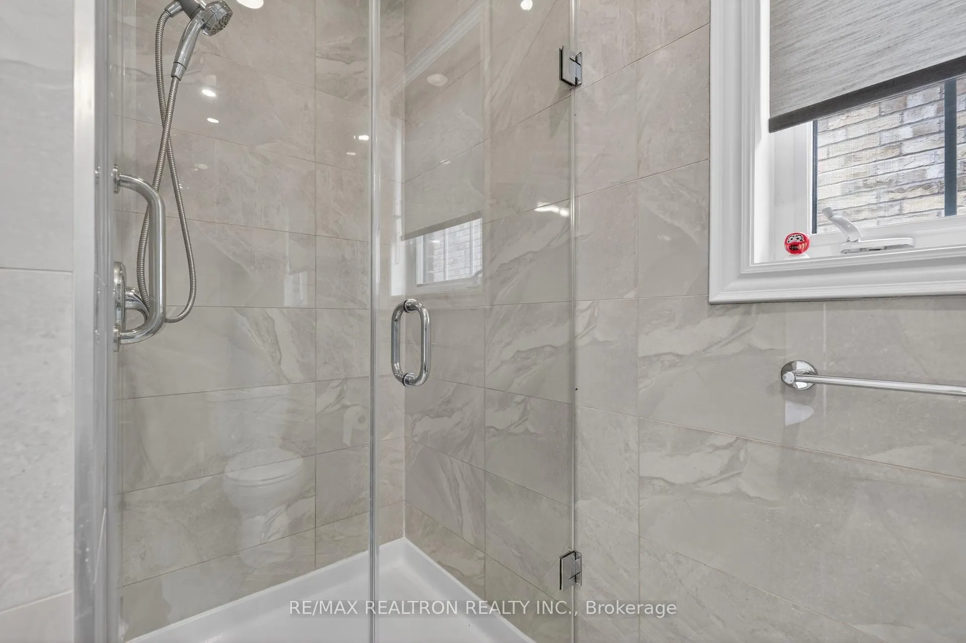 Photo 31 of 143 Maple Ridge Crescent, Markham, Greensborough — HOMEH