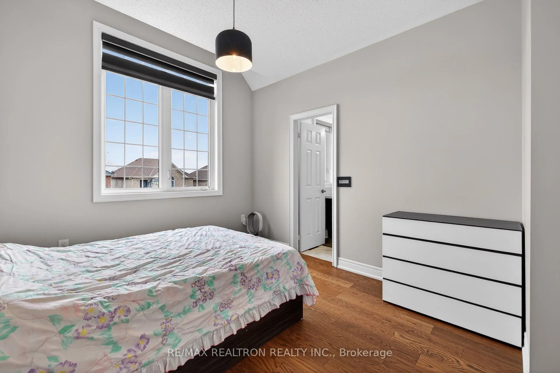 Photo 38 of 143 Maple Ridge Crescent, Markham, Greensborough — HOMEH