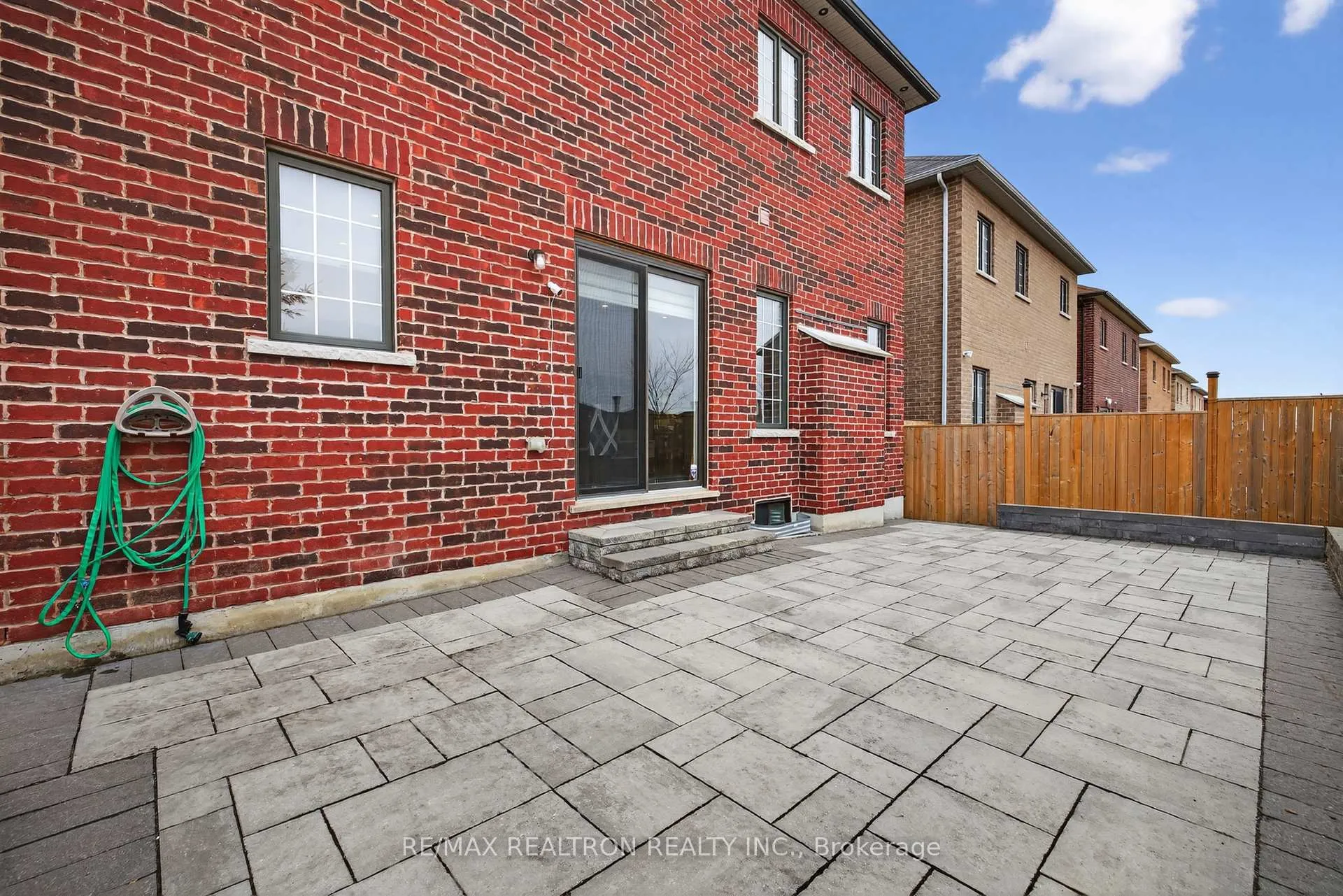 Photo 42 of 143 Maple Ridge Crescent, Markham, Greensborough — HOMEH