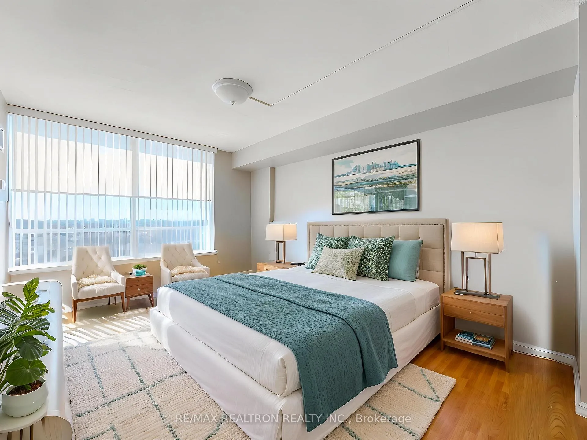 Photo 7 of Unit 808, 110 Promenade Circle, Vaughan, Brownridge — HOMEH