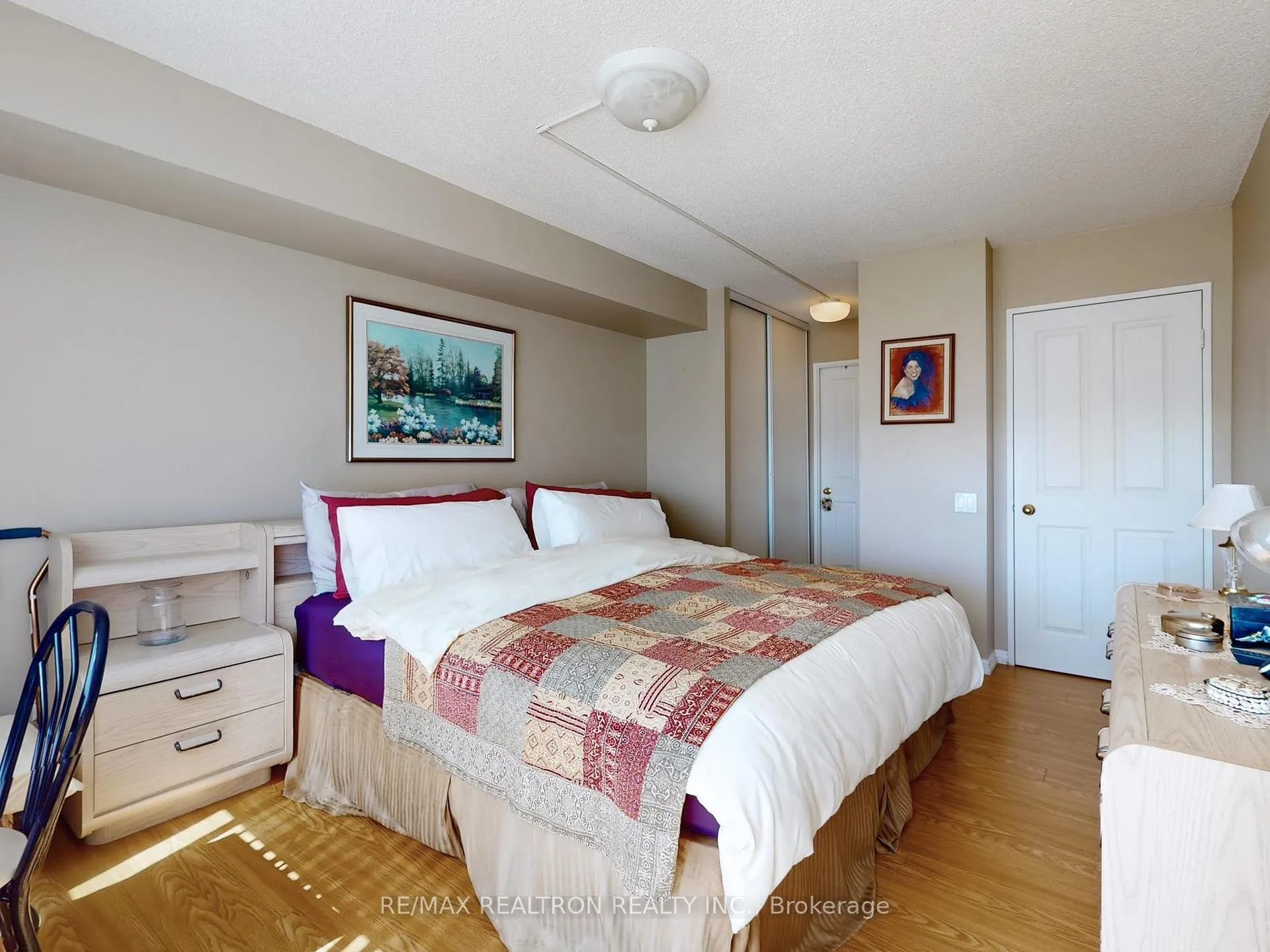 Photo 20 of Unit 808, 110 Promenade Circle, Vaughan, Brownridge — HOMEH
