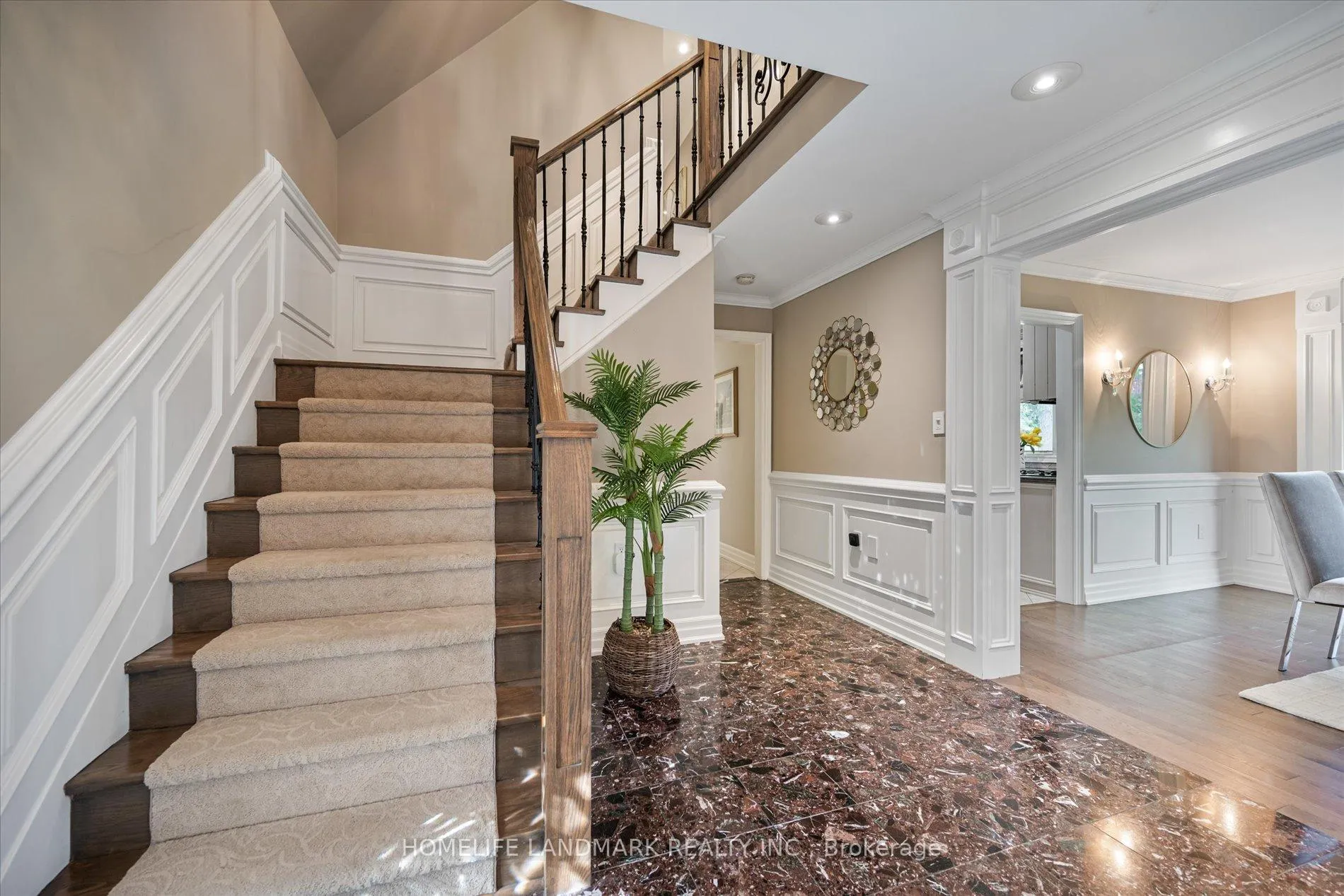 Photo 20 of 3 Old English Lane, Markham, Bayview Glen — HOMEH