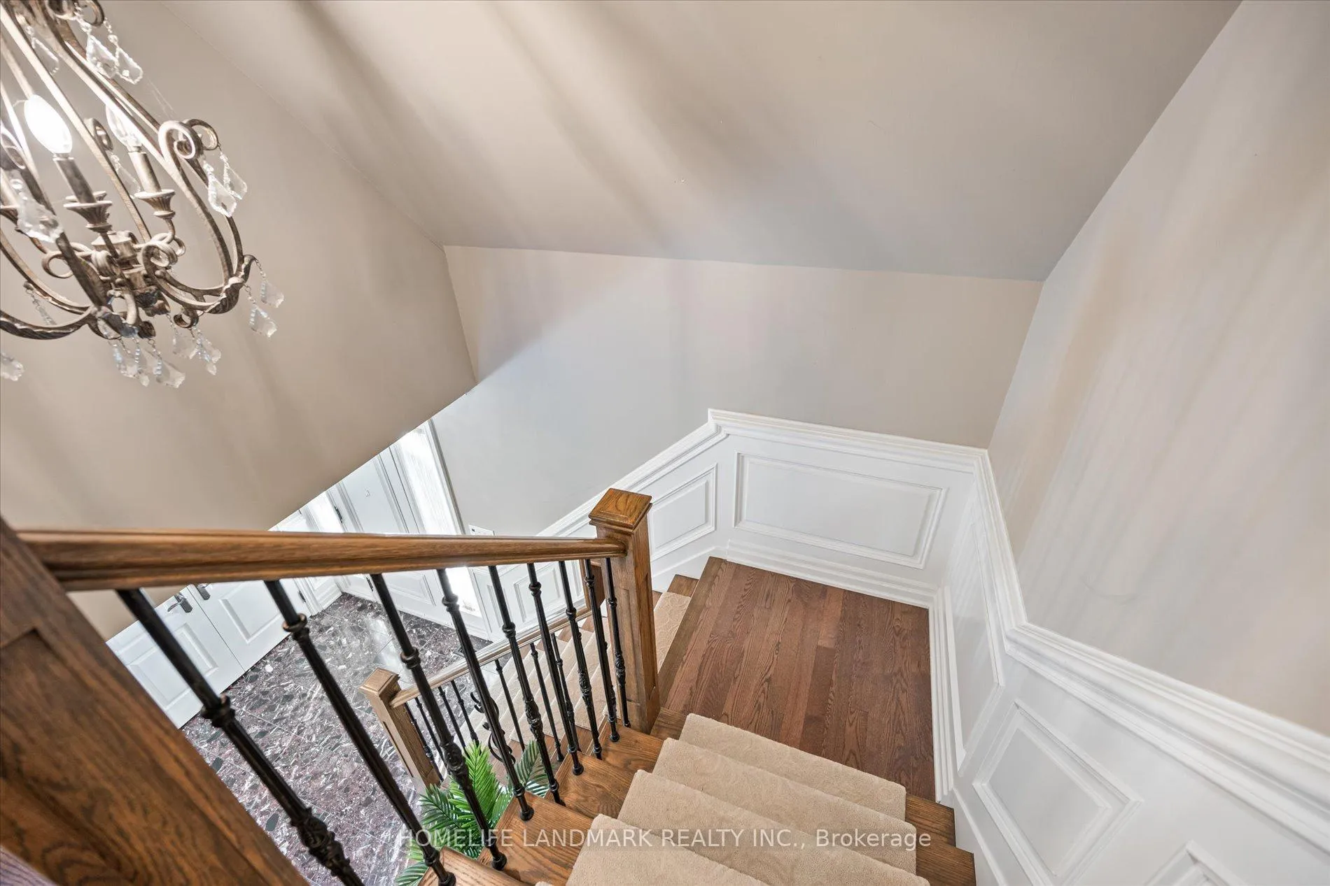 Photo 33 of 3 Old English Lane, Markham, Bayview Glen — HOMEH