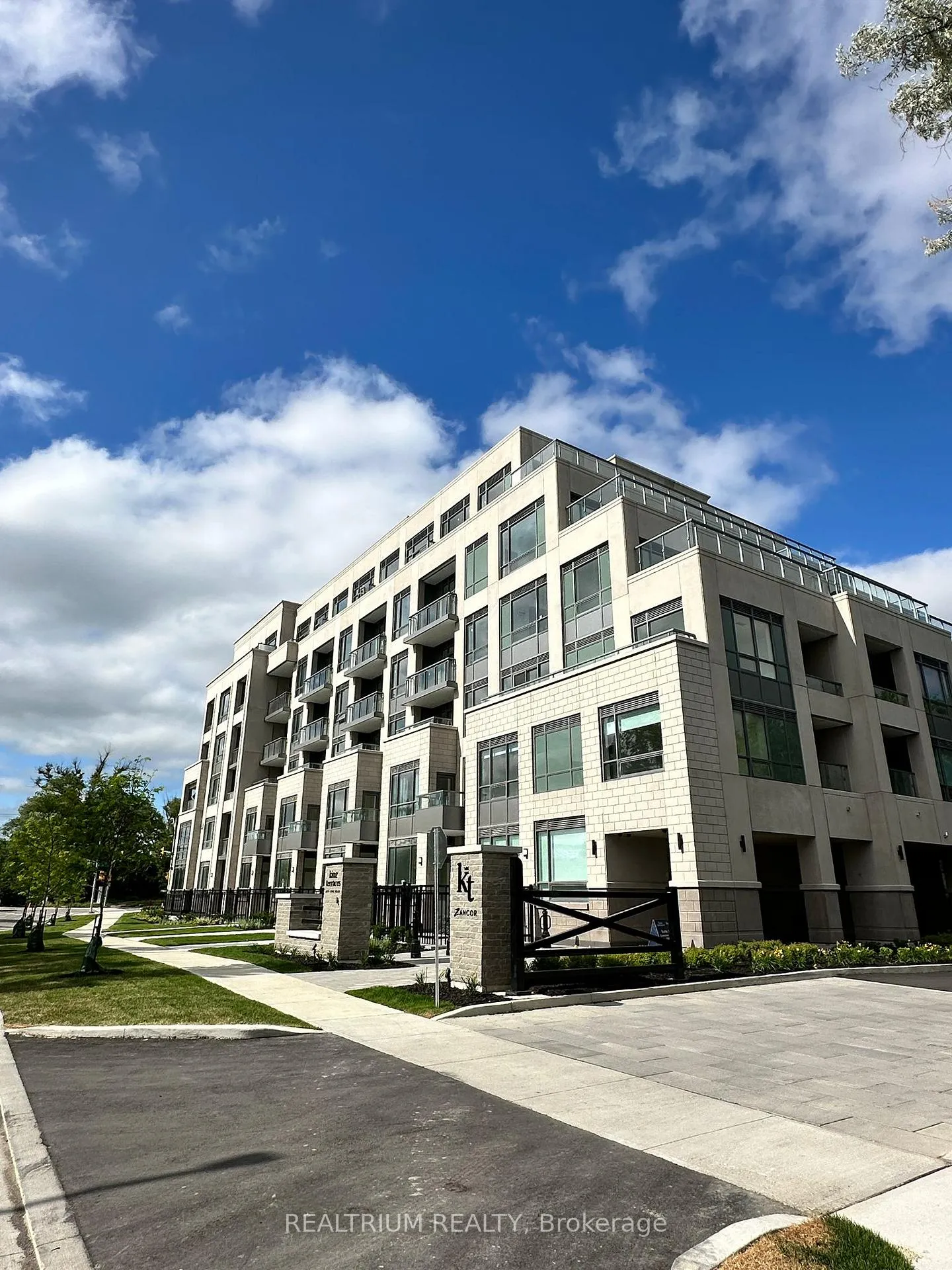 Photo 1 of Unit 334, 2075 King Road, King, King City — HOMEH
