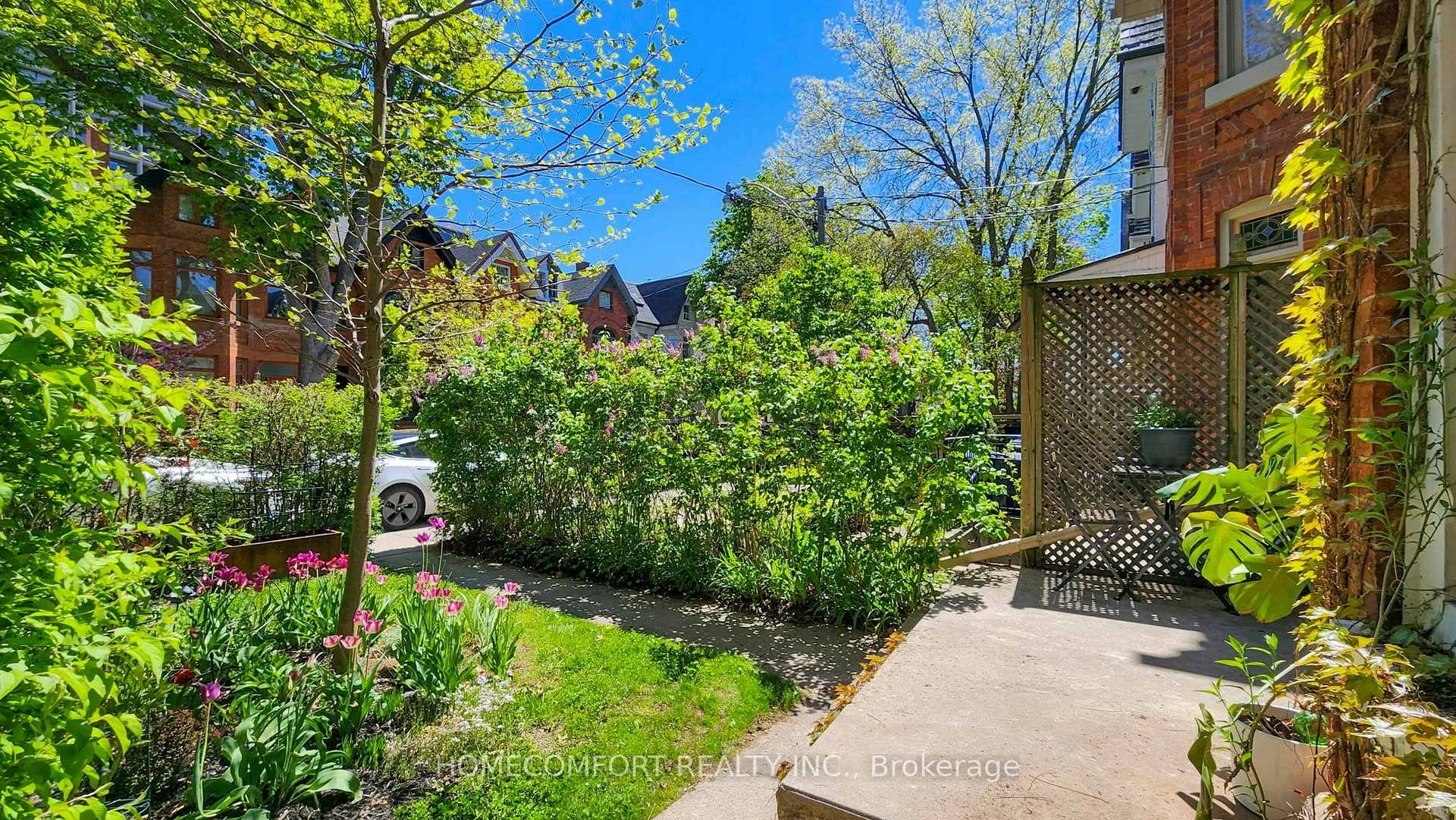 Photo 3 of 230 Robert Street, Toronto, University — HOMEH