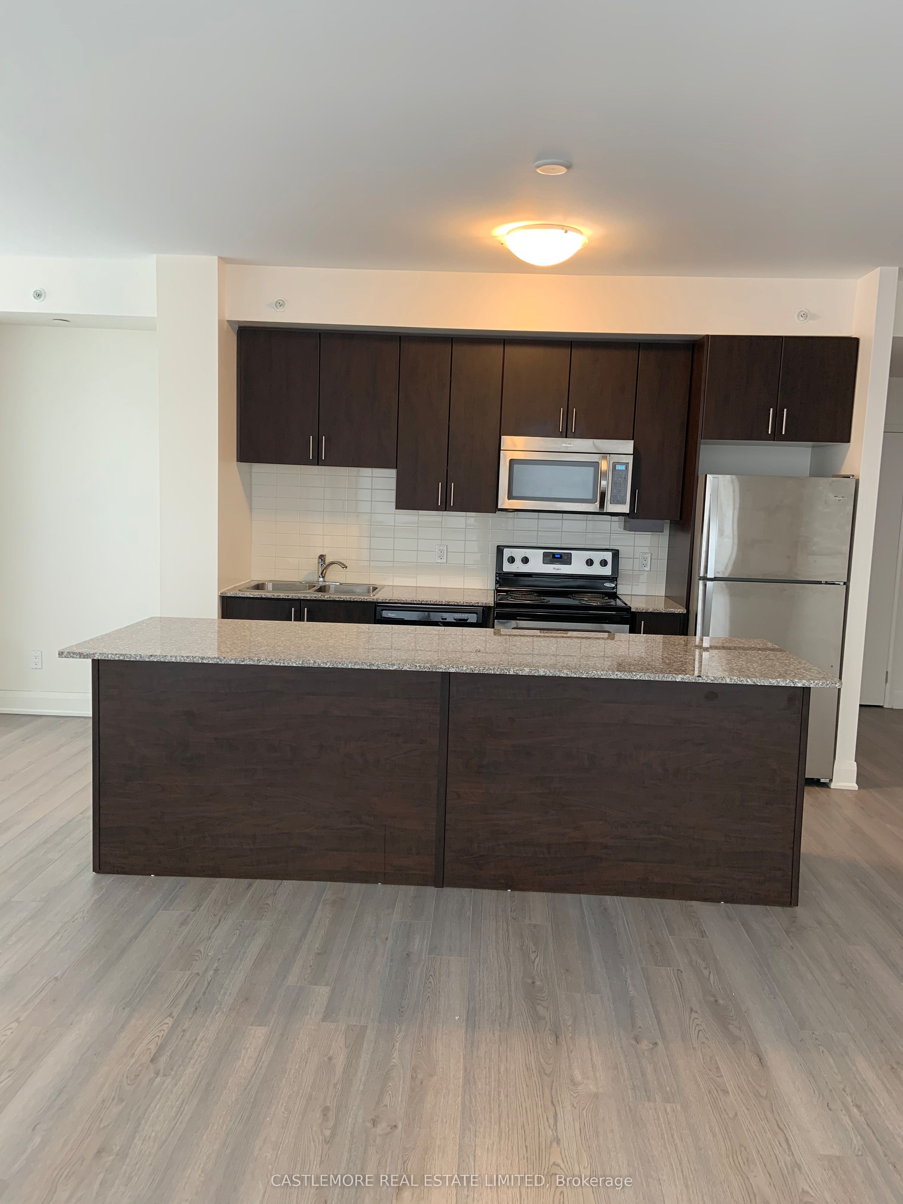 Photo 2 of Unit 2103, 2900 Highway 7 Road, Vaughan, Concord — HOMEH
