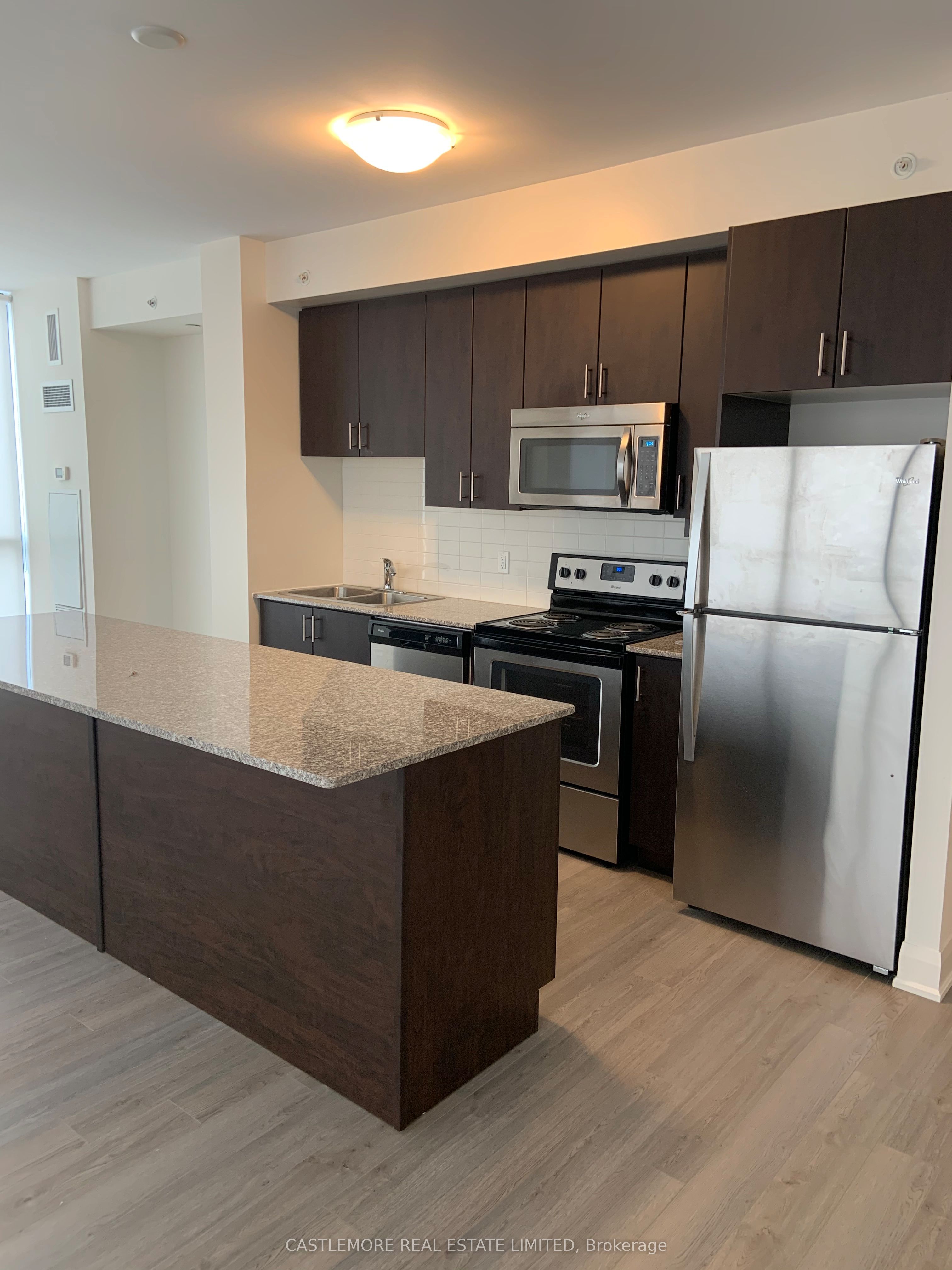 Photo 3 of Unit 2103, 2900 Highway 7 Road, Vaughan, Concord — HOMEH