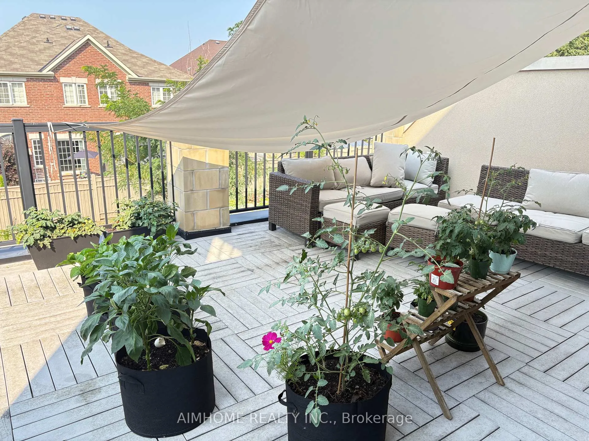 Photo 15 of 104 Grand Trunk Avenue, Vaughan, Patterson — HOMEH