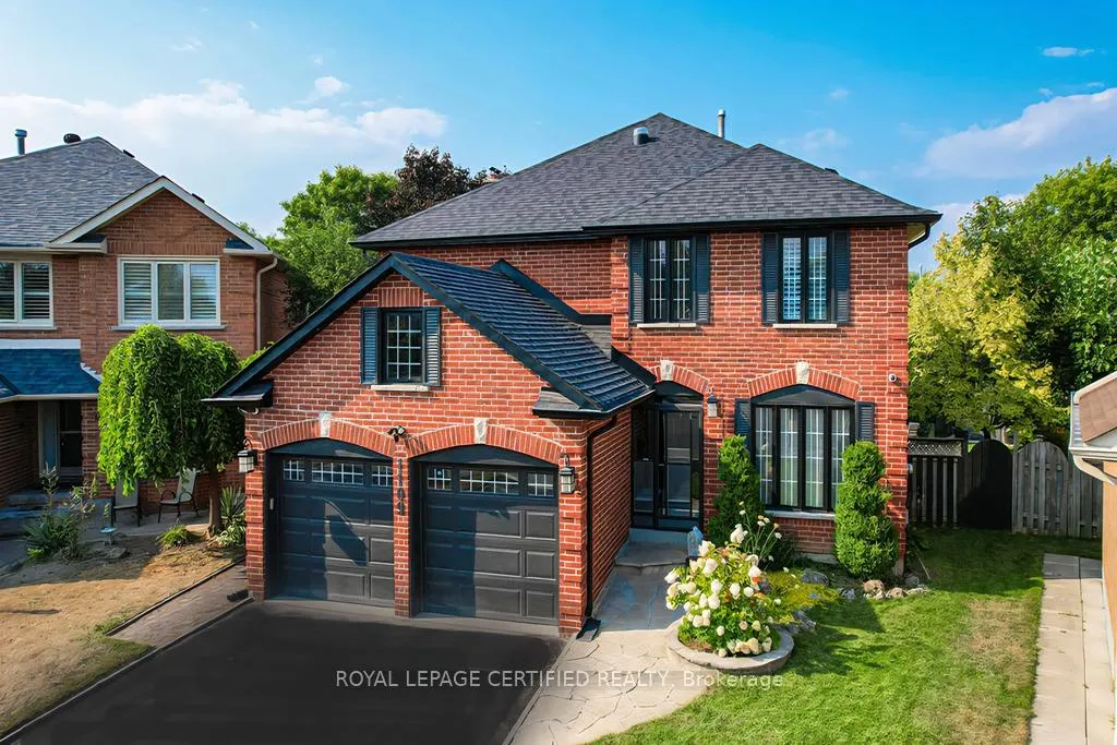 Photo 2 of 1109 Petunia Place, Pickering, Rougemount — HOMEH